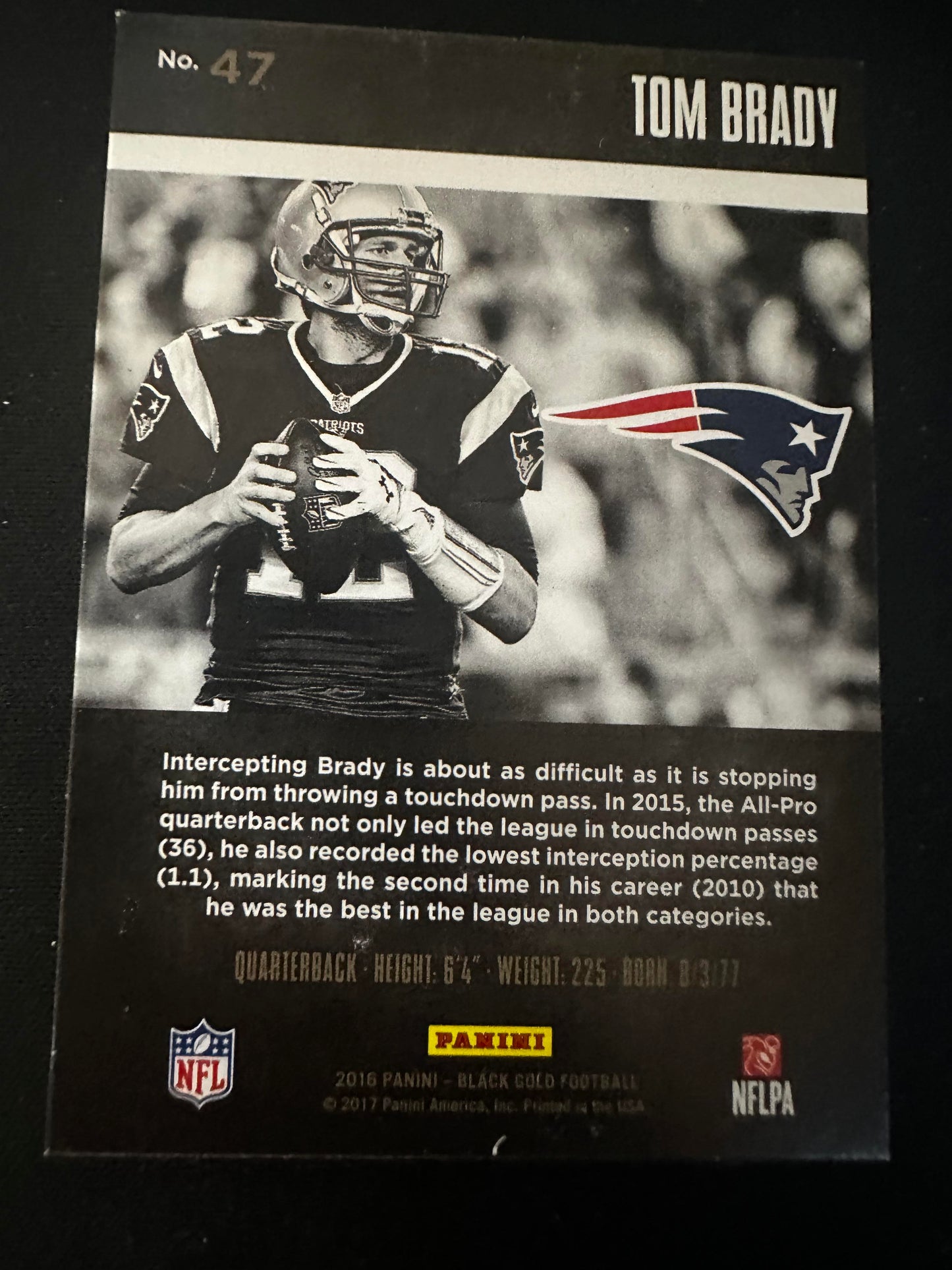 #47 Tom Brady 2016 Panini Black Gold SN #/225 New England Patriots sports
