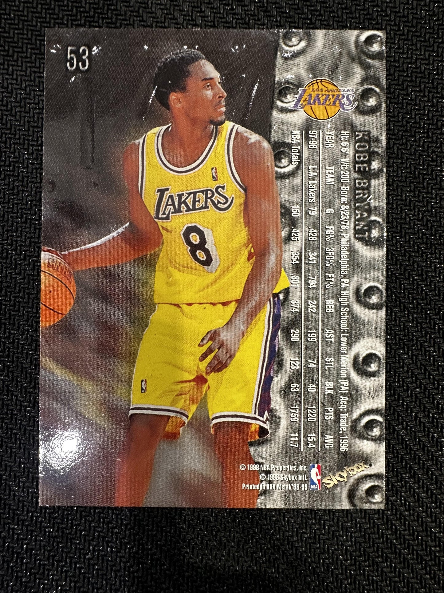 #53 Kobe Bryant 1998-99 Metal Universe Los Angeles Lakers sports