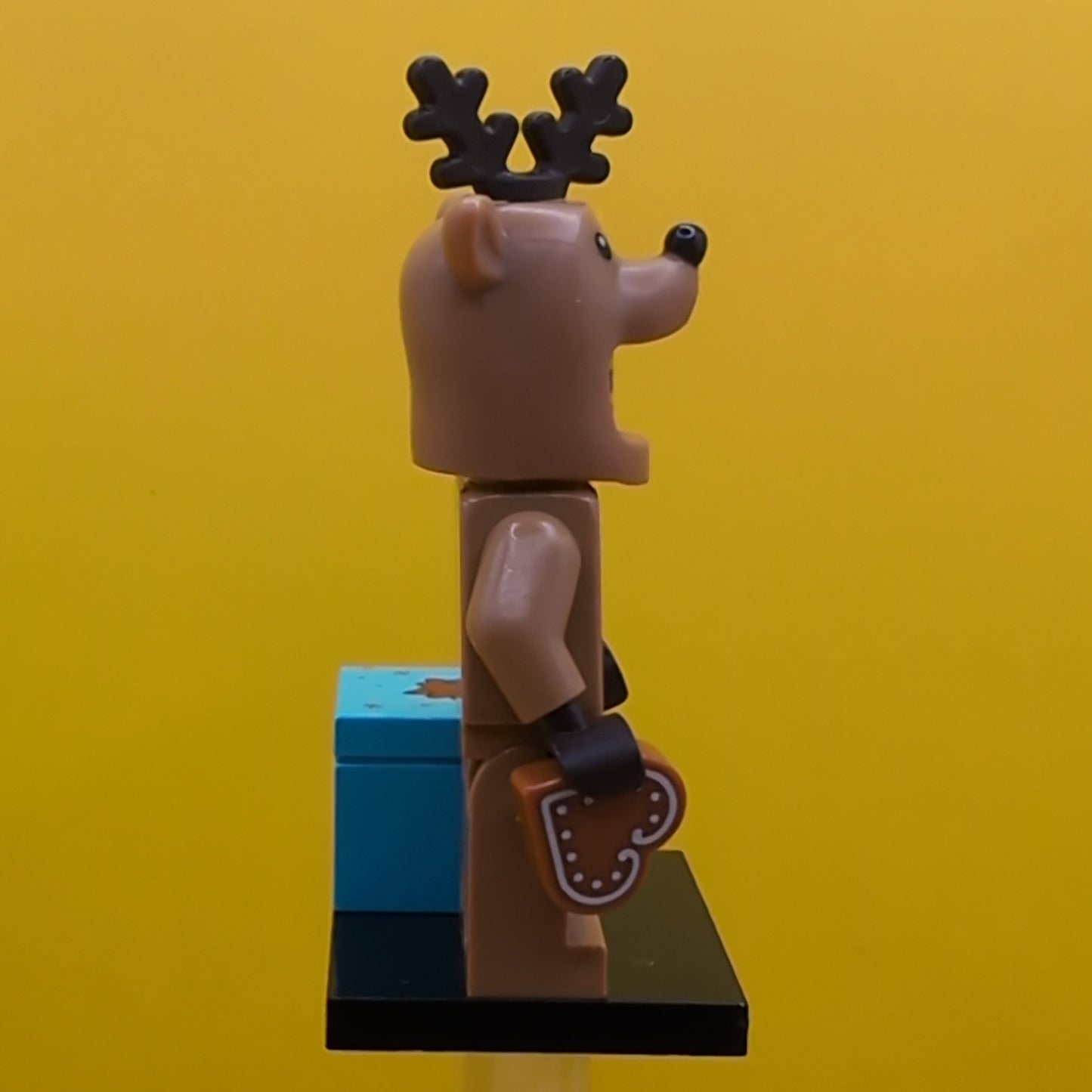 Reindeer Costume col23-4 Series 23 (complete Set with Stand and Accessories) CMF Minifigure Lego