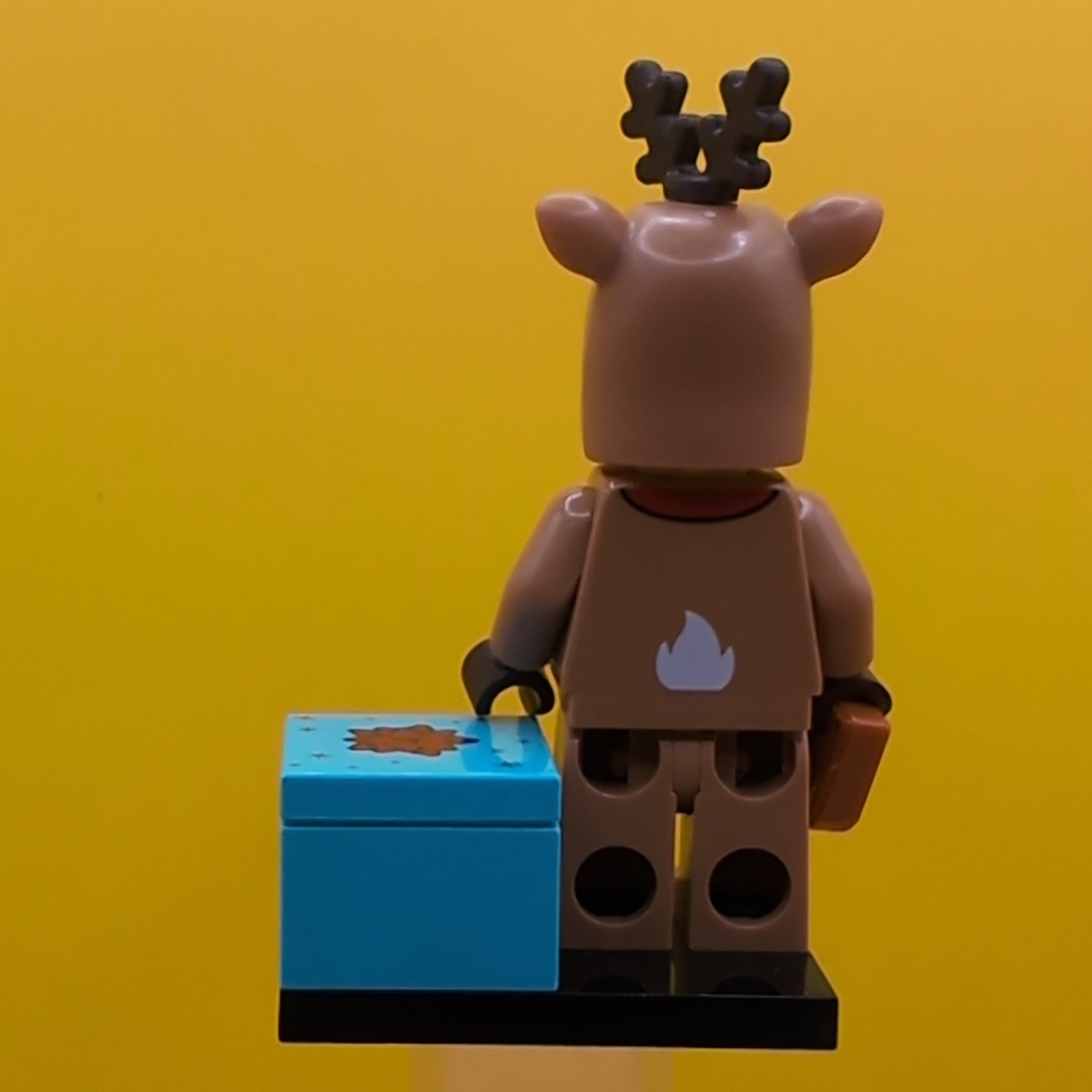 Reindeer Costume col23-4 Series 23 (complete Set with Stand and Accessories) CMF Minifigure Lego