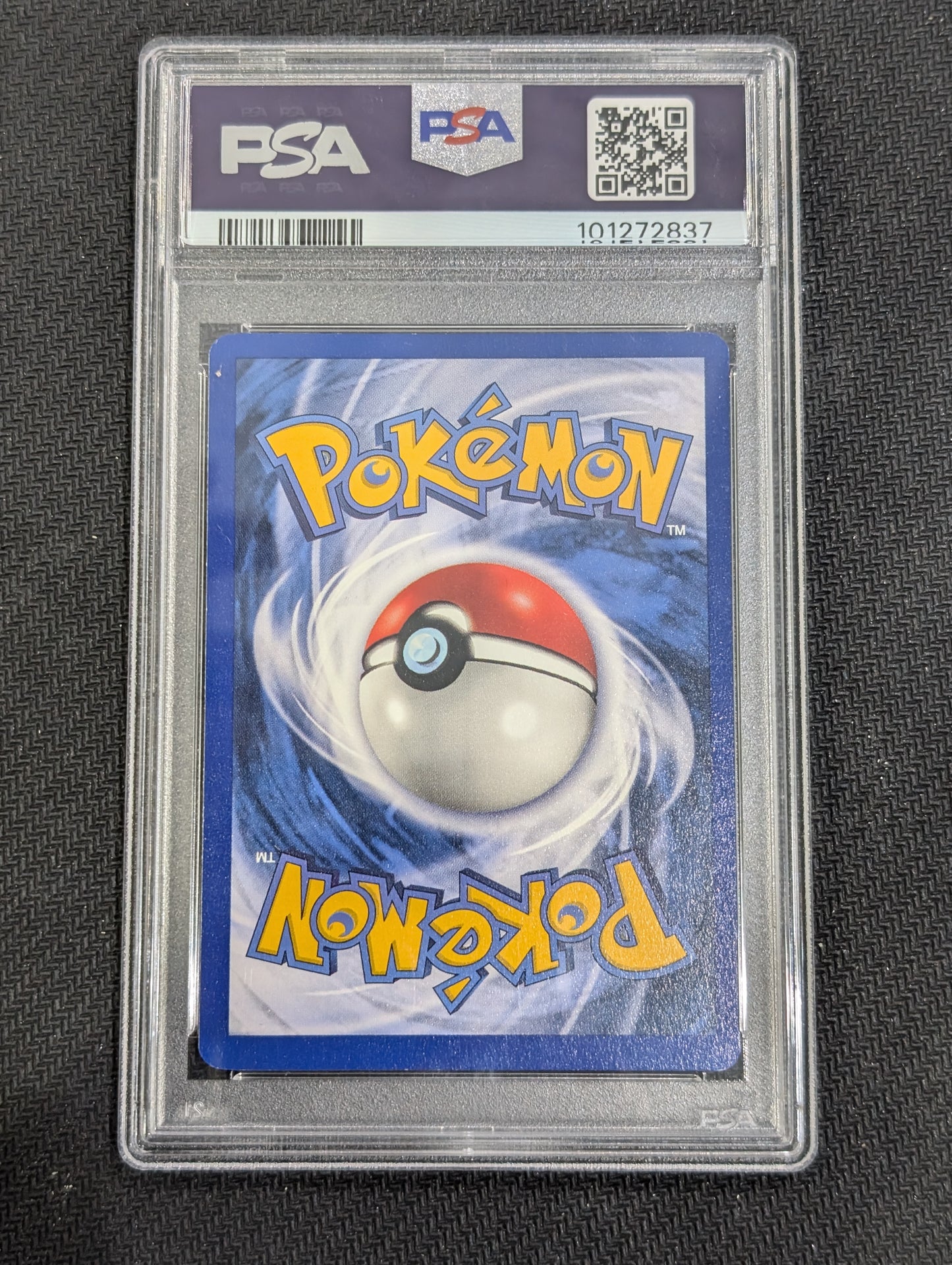 #035/102 Magikarp Base Set (1st Ed Shadowless) PSA 8.5