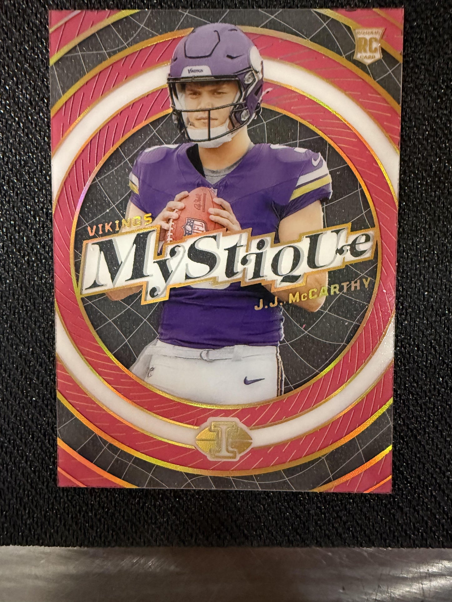 #8 J.J. McCarthy 2024 Panini Illusions SN #/399 Vikings Mystique Pink