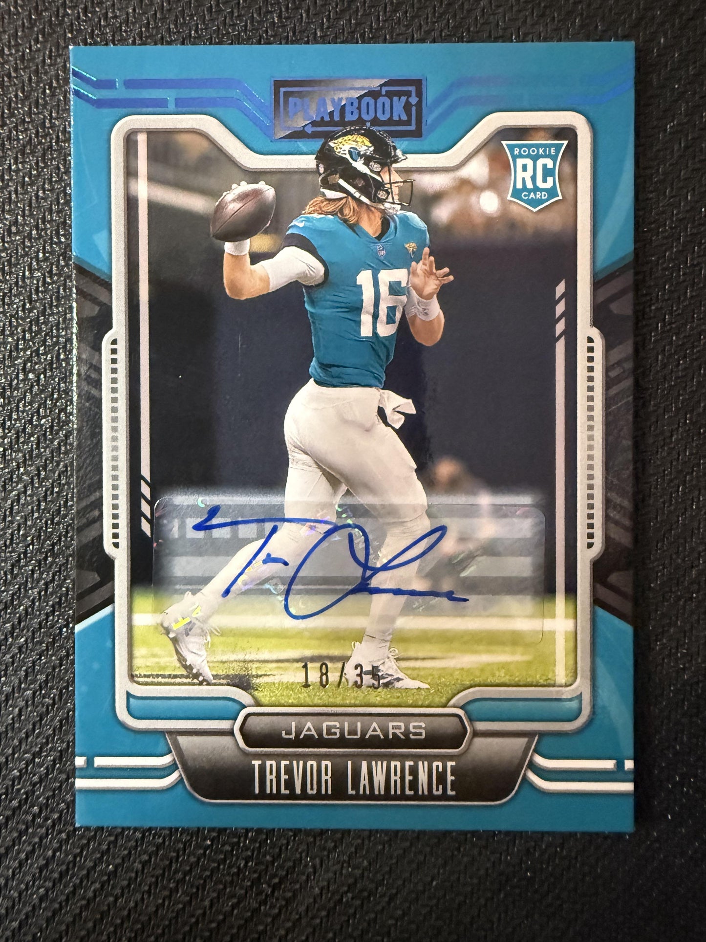 #101 Trevor Lawrence 2021 Panini Playbook Auto Jaguars Signatures Platinum