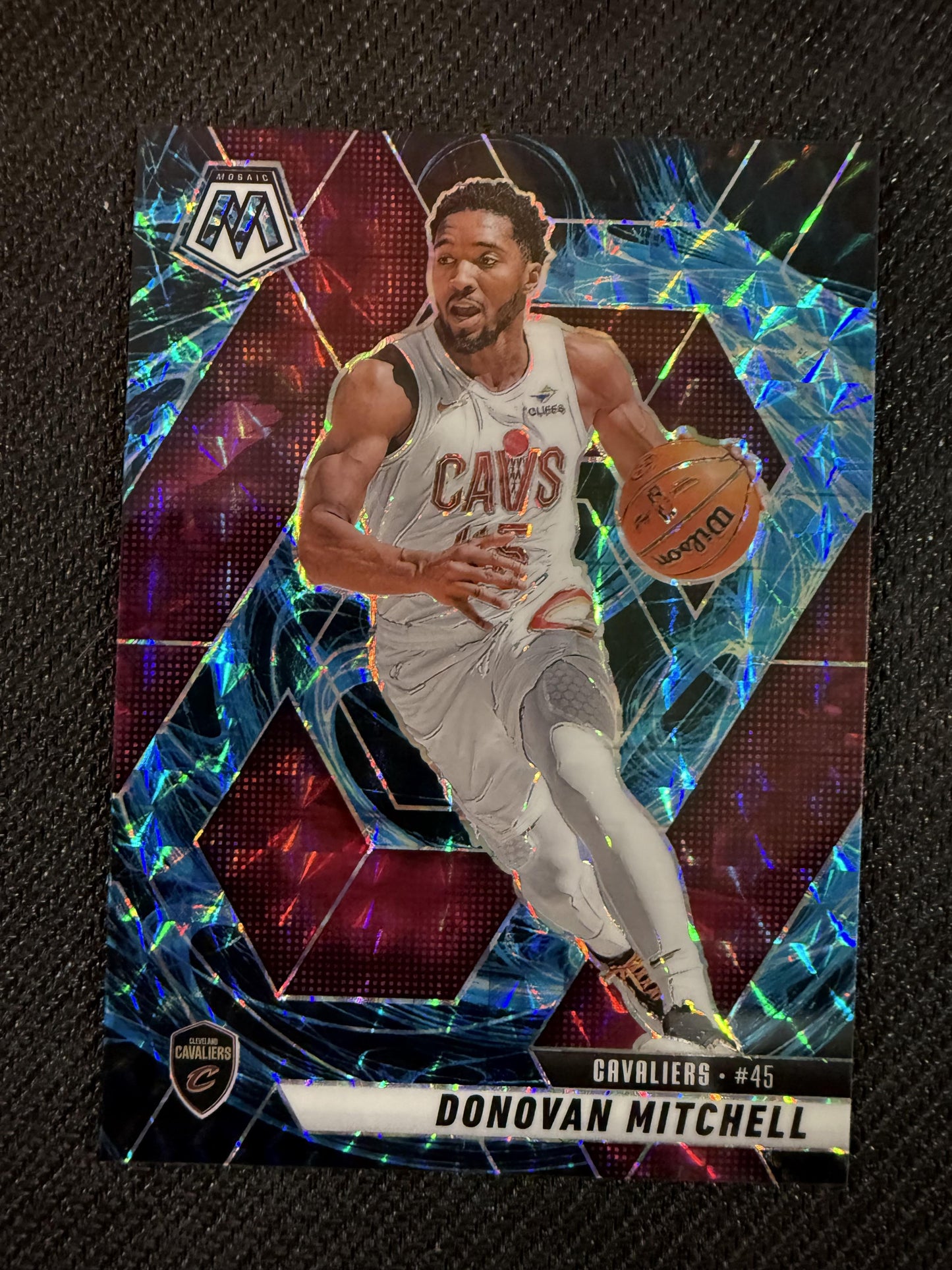 #102 Donovan Mitchell 2024-25 Panini Mosaic Cleveland Cavaliers sports Genesis