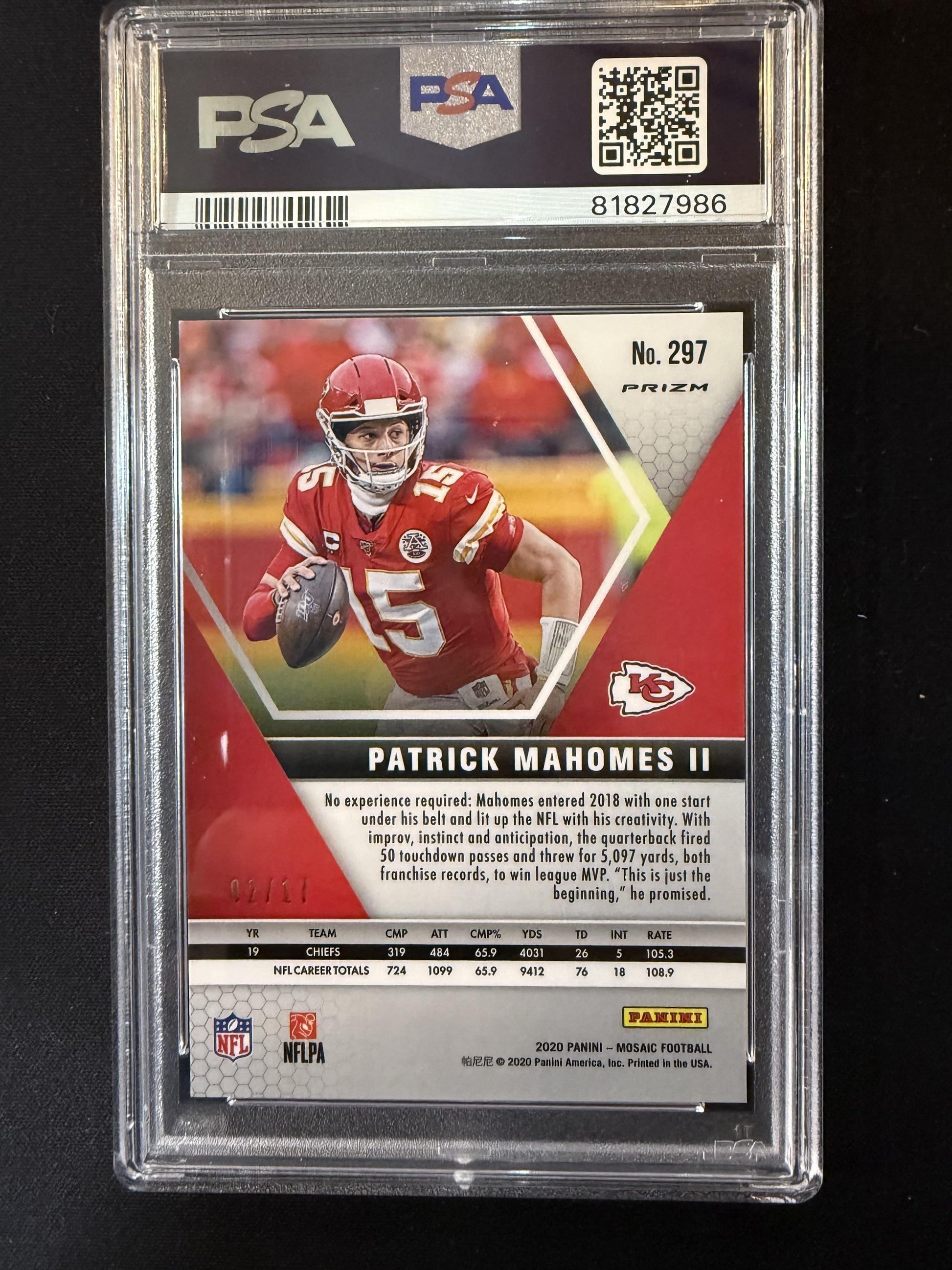 #297 Patrick Mahomes II 2020 Panini Mosaic SN #/17 Chiefs Prizm Gold Wave