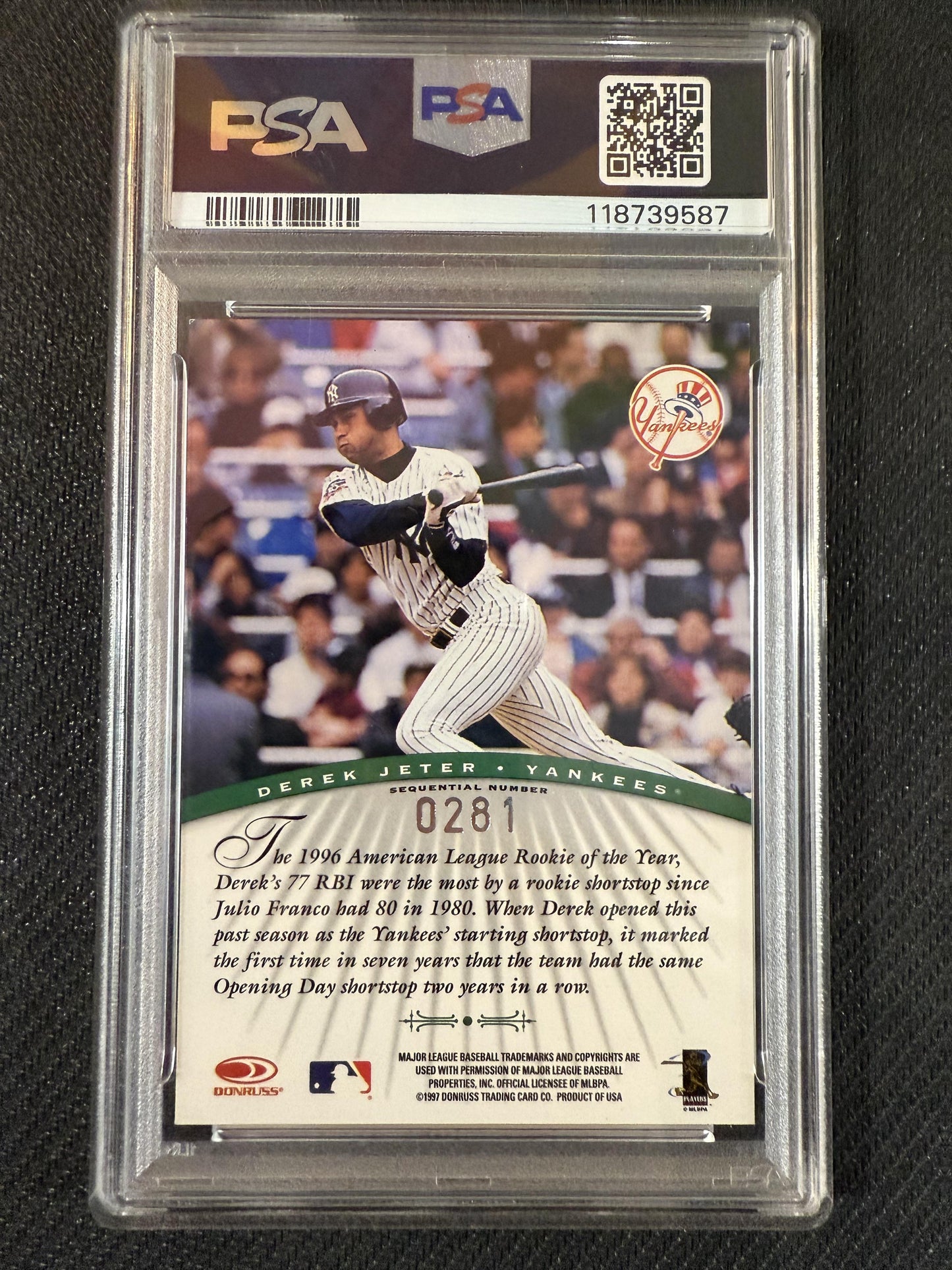#NNO Derek Jeter 1997 Donruss Signature Series Auto /1100 Millennium Marks
