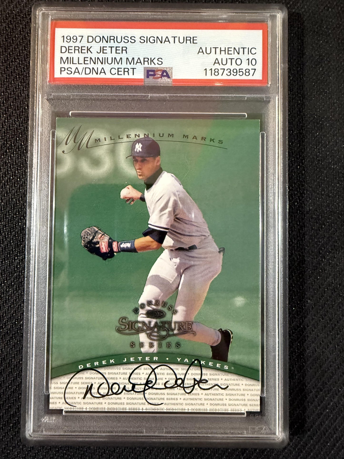 #NNO Derek Jeter 1997 Donruss Signature Series Auto /1100 Millennium Marks