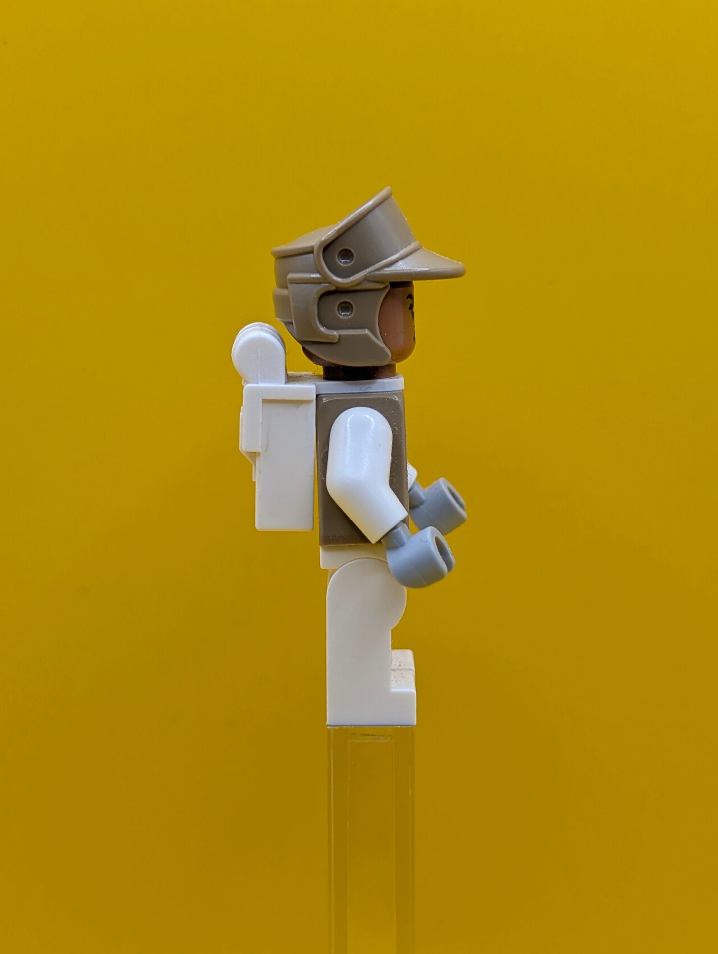 Hoth Rebel Trooper sw1313 Dark Tan Uniform Female (Kori Zaran) Star Wars Lego Minifigure