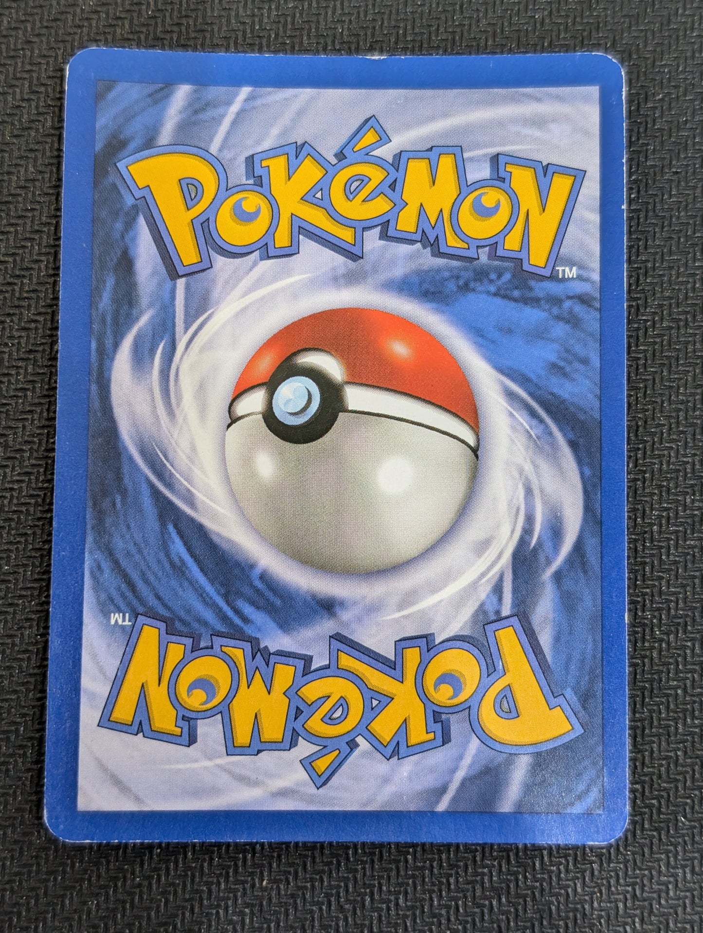 6/102* Gyarados base set (LP)