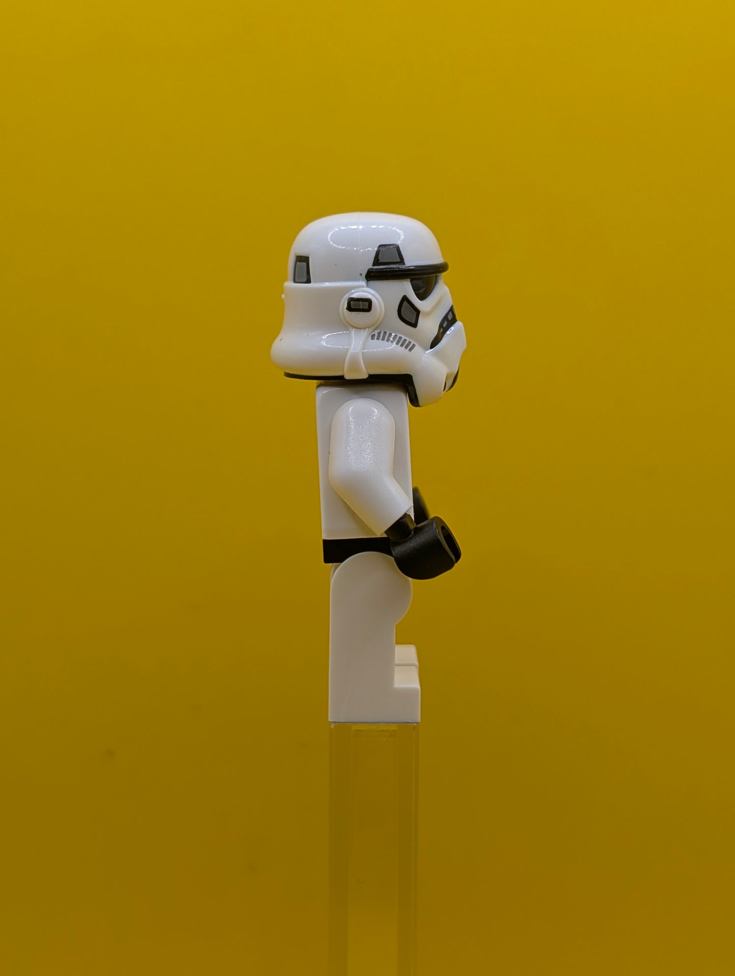 Imperial Stormtrooper sw0997a Male, Dual Molded Helmet with Black Panels on Back, Light Nougat Head, Scowl Star Wars Lego Minifigure
