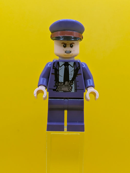 Stanley (Stan) Shunpike hp192 Knight Bus Conductor Uniform with Black Tie, Hat with Red Band Harry Potter Lego Minifigure