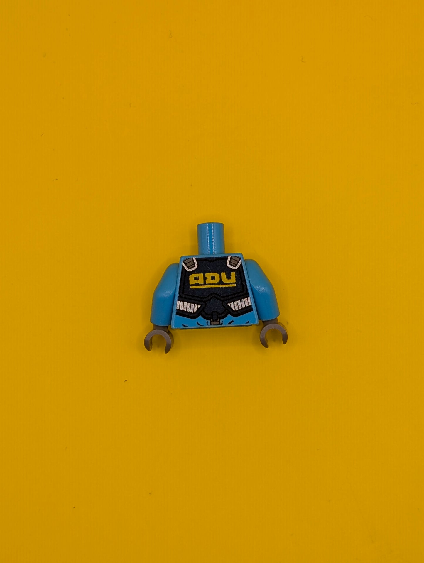 973pb0903c01 Torso Alien Conquest ADU Soldier with Protection Vest Pattern / Dark Azure Arms / Dark Bluish Gray Hands Lego Part