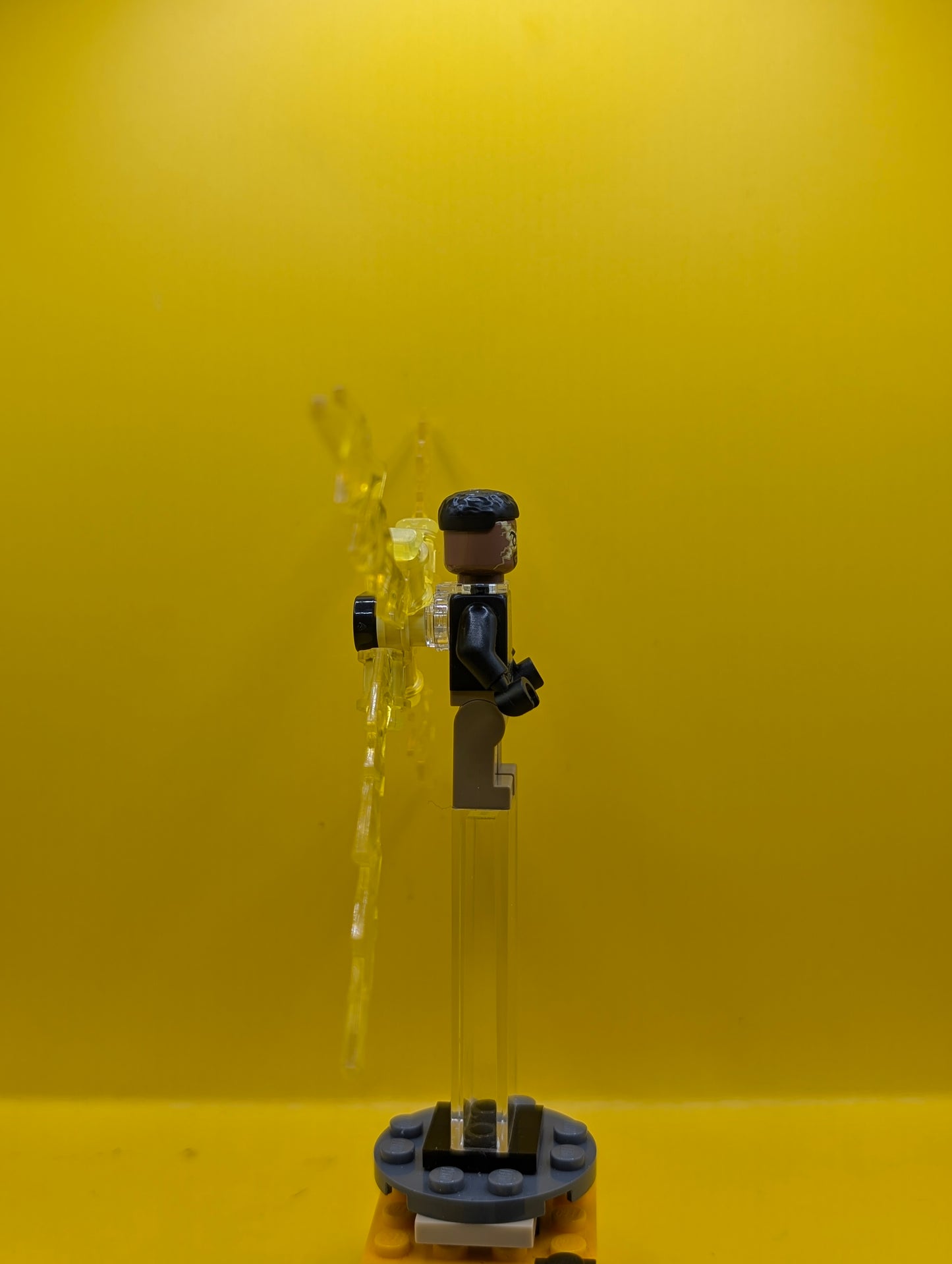 Electro sh0891 Black and Dark Tan Outfit, Medium Brown Head, Large Electricity Wings Marvel Lego Minifigure