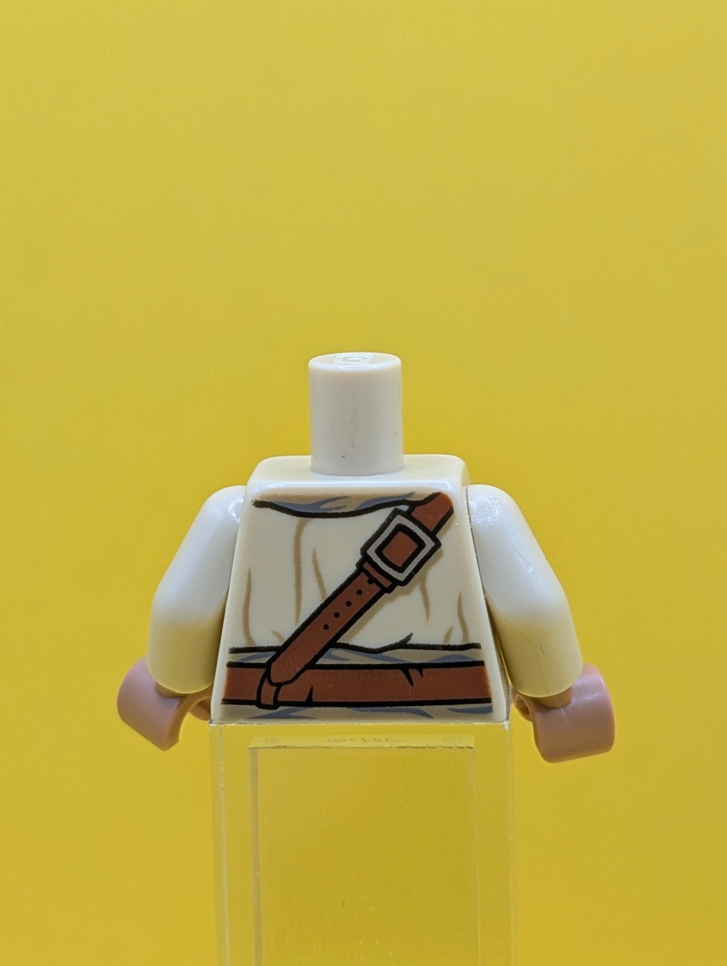 973pb3750c01 Torso SW Tusken Raider with Reddish Brown Diagonal Belt with Pouches Pattern / Tan Arms / Medium Nougat Hands Lego