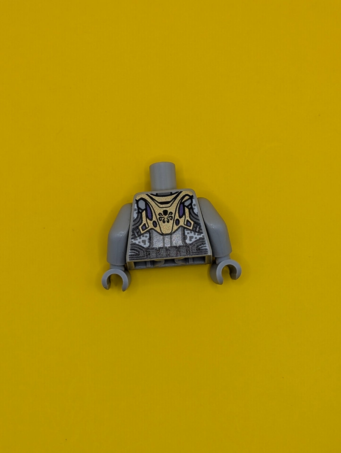 Torso Gold and Silver Armor with Utility Belt Pattern / Light Bluish Gray Arms / Light Bluish Gray Hands 973pb1954c01 Lego