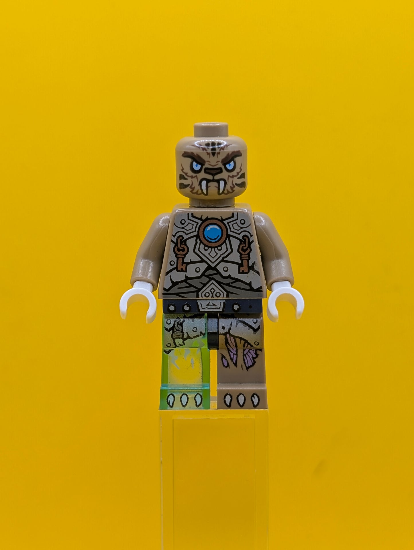 Strainor loc099 Heavy Armor Legends of Chima Lego Minifigure