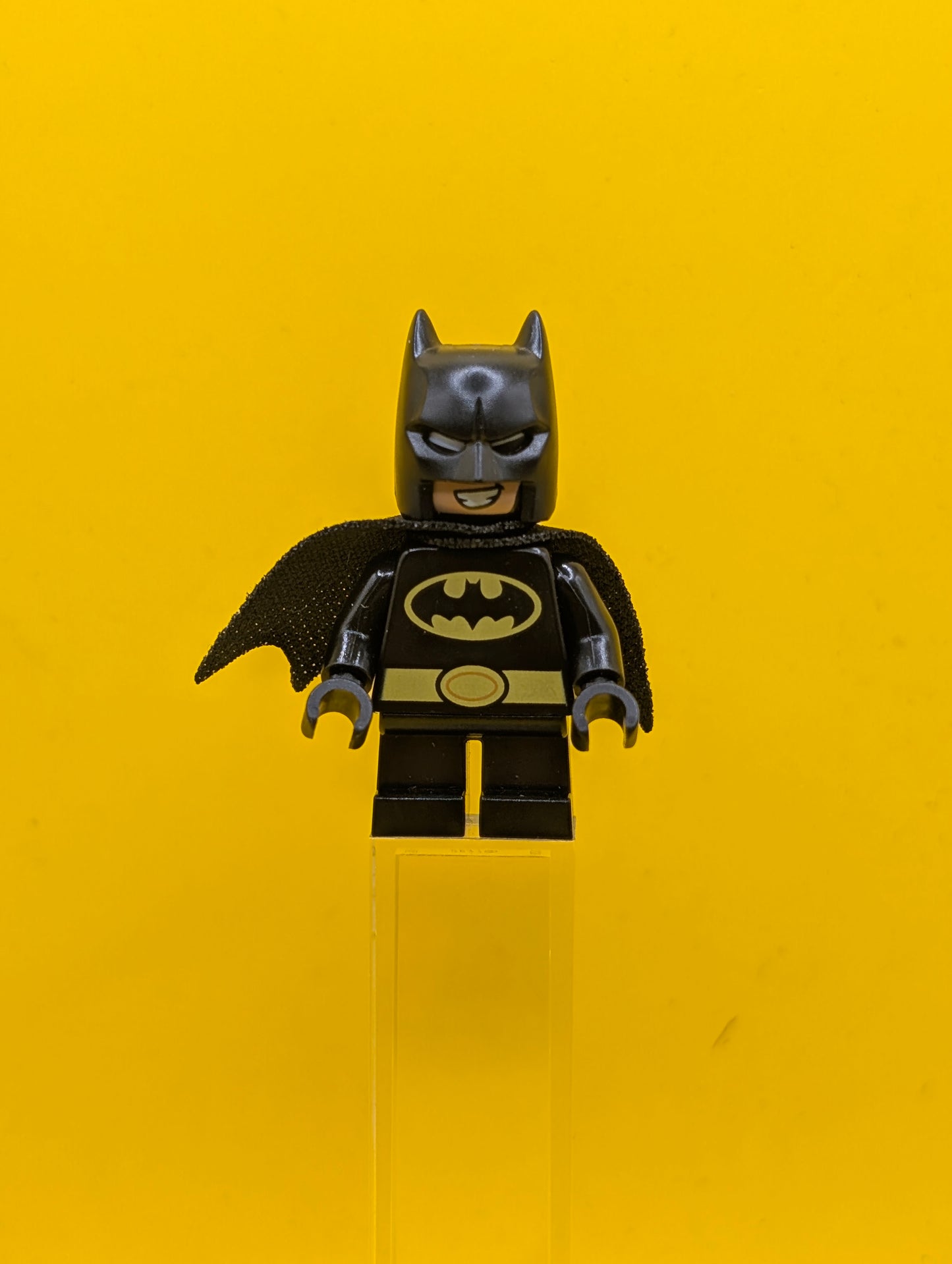 Batman sh0492 Short Legs, Black Torso DC Lego Minifigure