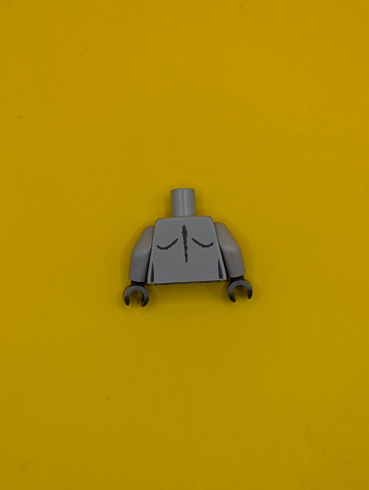 973pb1353c01 Torso Bare Chest with Muscles Outline, Dark Bluish Gray Fur and Dark Azure Round Jewel (Chi) Pattern / Light Bluish Gray Arms / Dark Bluish Gray Hands Lego Part