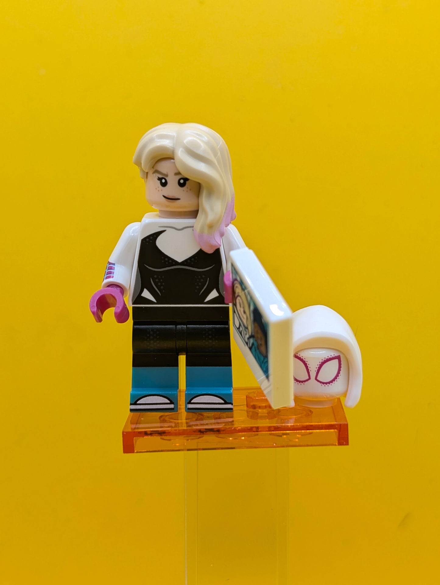 Gwen Stacy colspi-4 Spider Gwen Marvel Spider-Man Across The Spider-verse CMF Lego Minifigure