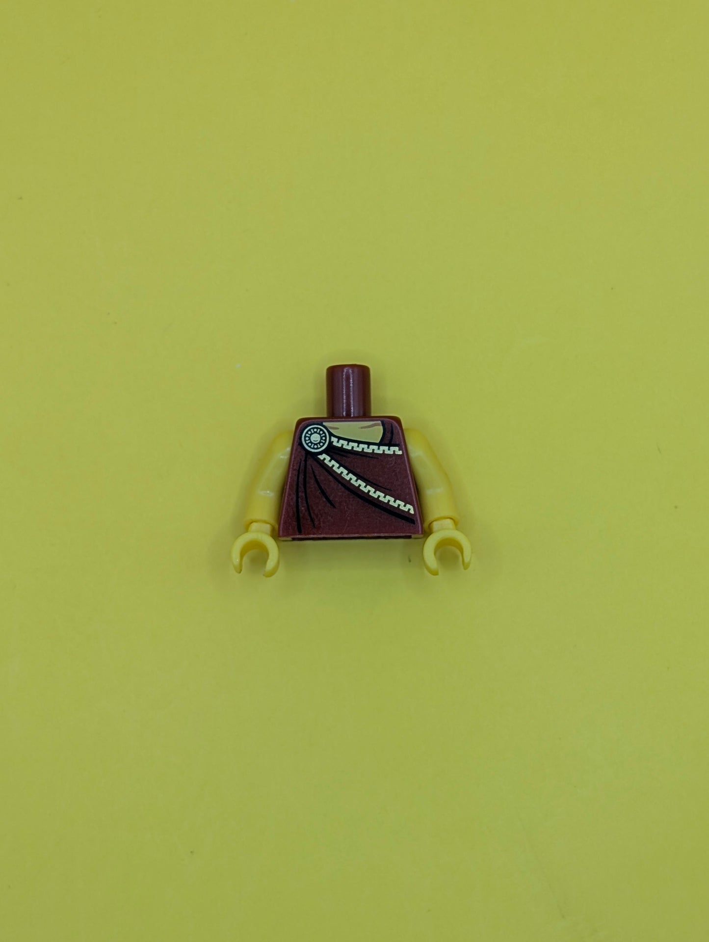 Torso Toga with Gold Clasp Pattern / Yellow Arms / Yellow Hands 973pb1305c01 Lego