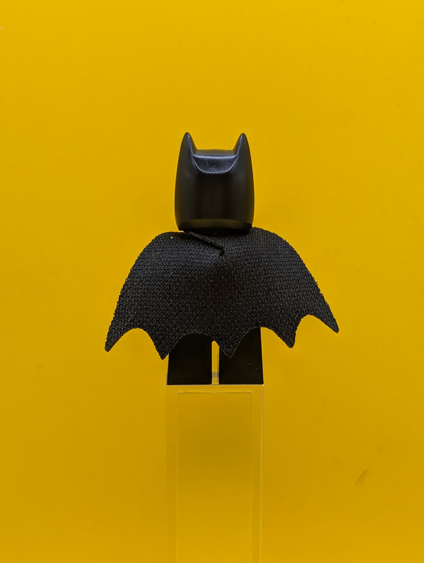 Batman sh0492 Short Legs, Black Torso DC Lego Minifigure