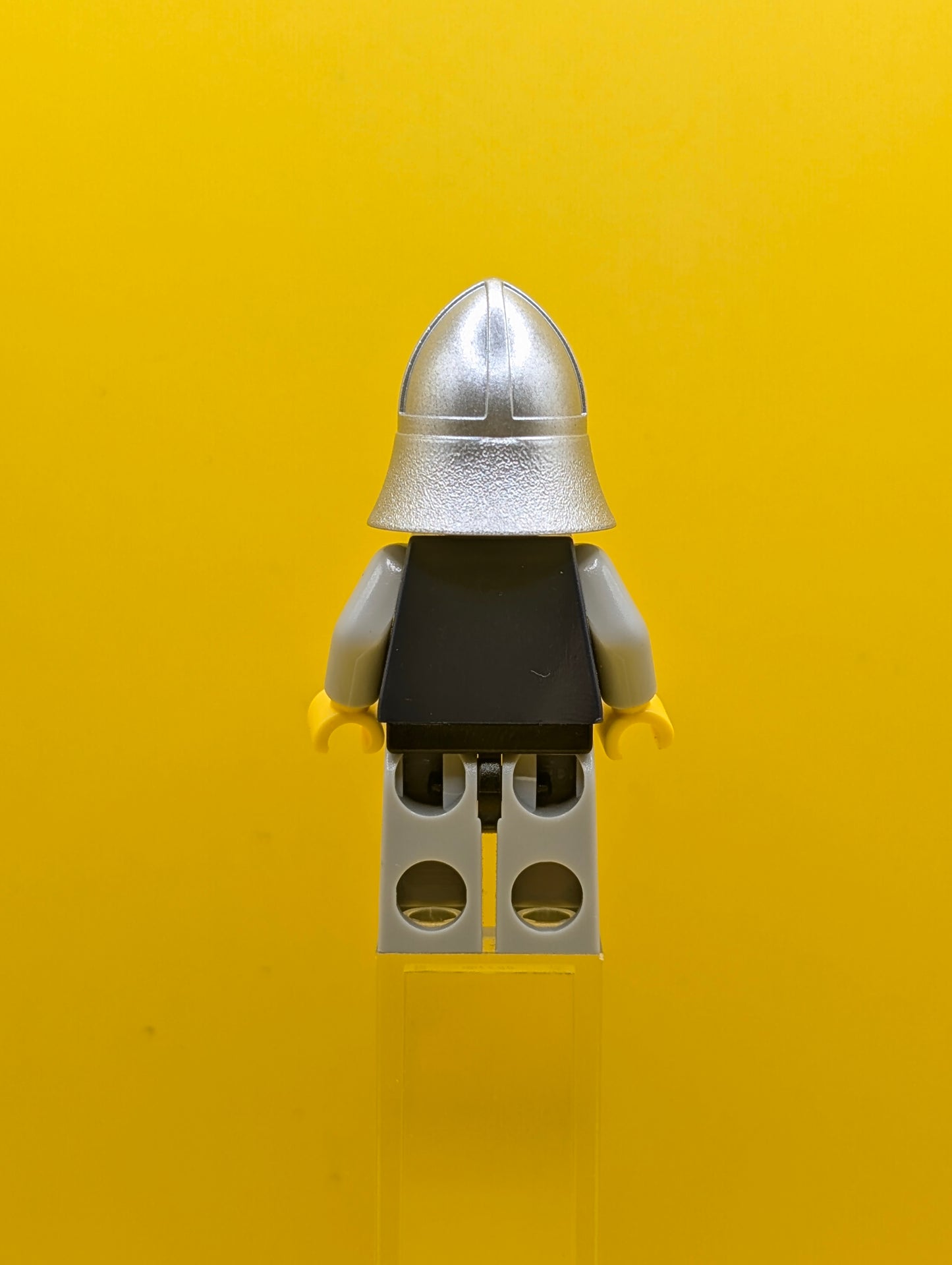 Fantasy Era cas341 Crown Knight Scale Mail with Crown, Helmet with Neck Protector, Dual Sided Head Castle Lego Minifigure