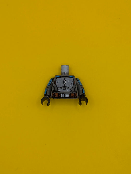 973pb5351c01 Torso SW Mandalorian Dark Silver Armor Plates, Dark Azure Straps, Reddish Brown Utility Belt with Pouches and Silver Buckle Pattern / Dark Bluish Gray Arms with Dark Azure Shoulders and Cuffs, Black Nite Owl Logo Pattern Lego Part
