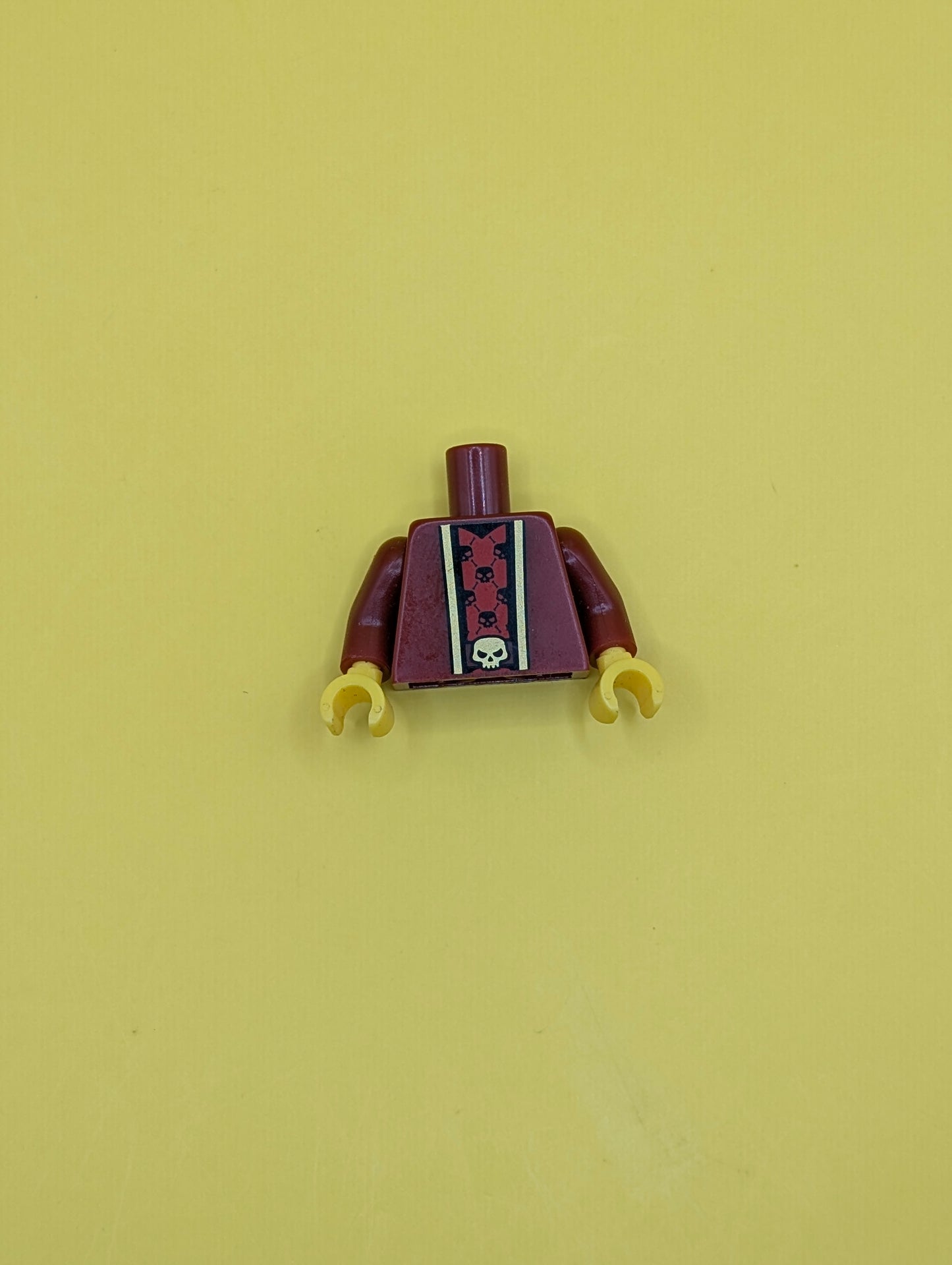 Torso Robe with Gold Trim over Red Shirt with Black Skulls and Belt with Gold Skull Buckle Pattern / Dark Red Arms / Yellow Hands 973pb1873c01 Lego