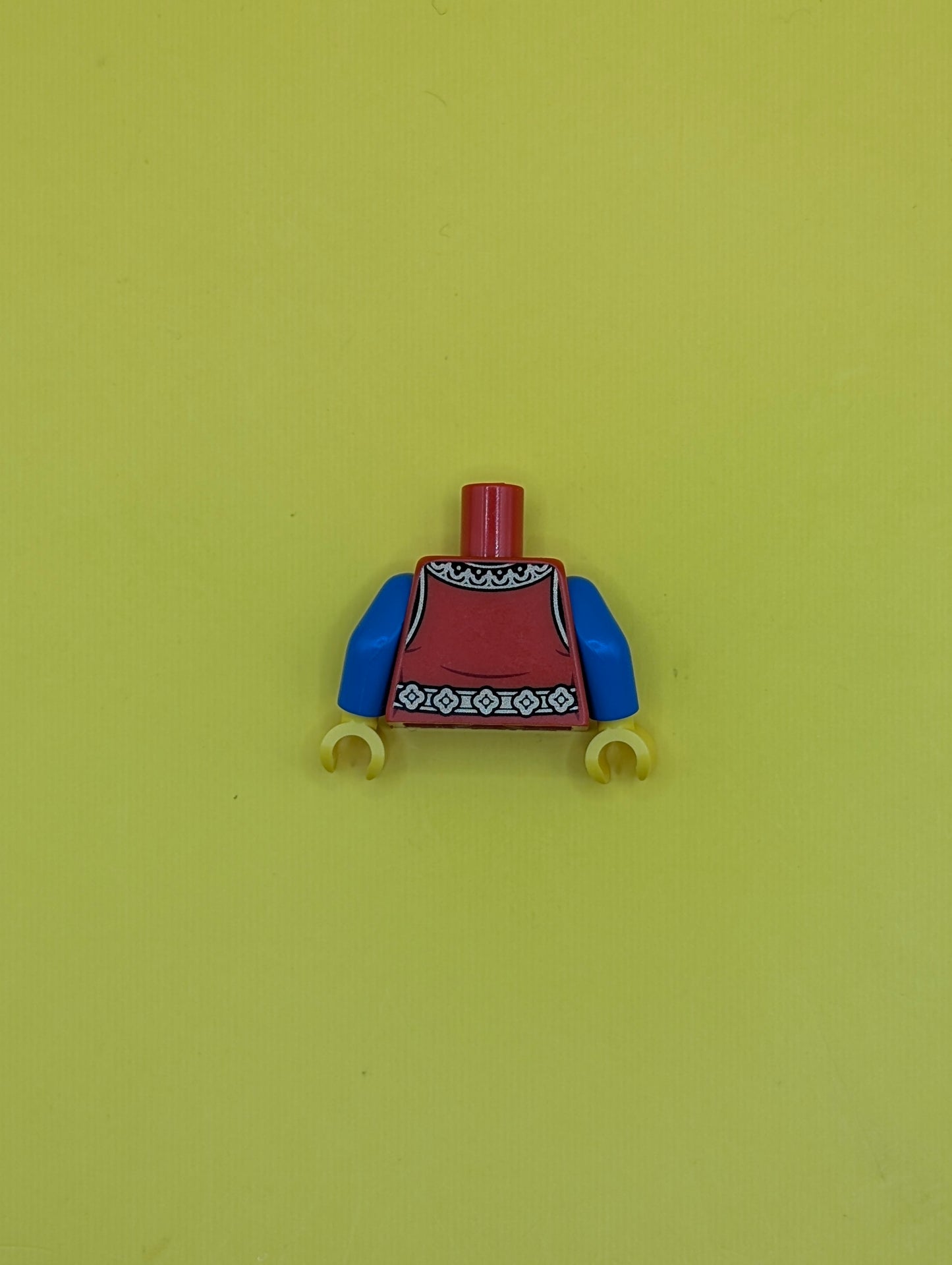 973pb4841c01 Torso Castle Surcoat, Gold Collar and Belt, Lion with Raised Foot on Blue Shield Emblem Pattern / Blue Arms / Yellow Hands Lego Part