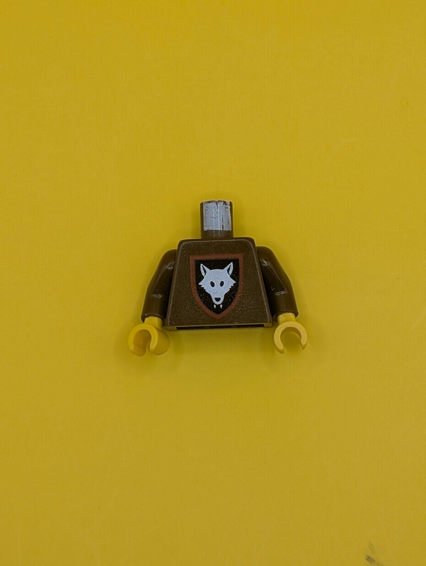 Torso Castle Wolfpack Pattern / Brown Arms / Yellow Hands 973p44c01 Lego