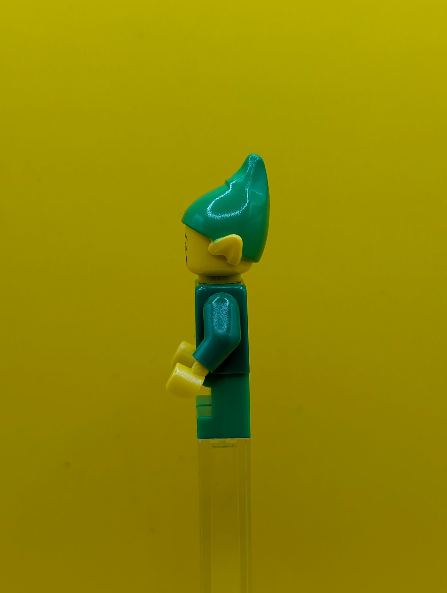 Holiday Elf col169 Series 11 (Minifigure Only without Stand and Accessories) Cmf Lego Minifigure