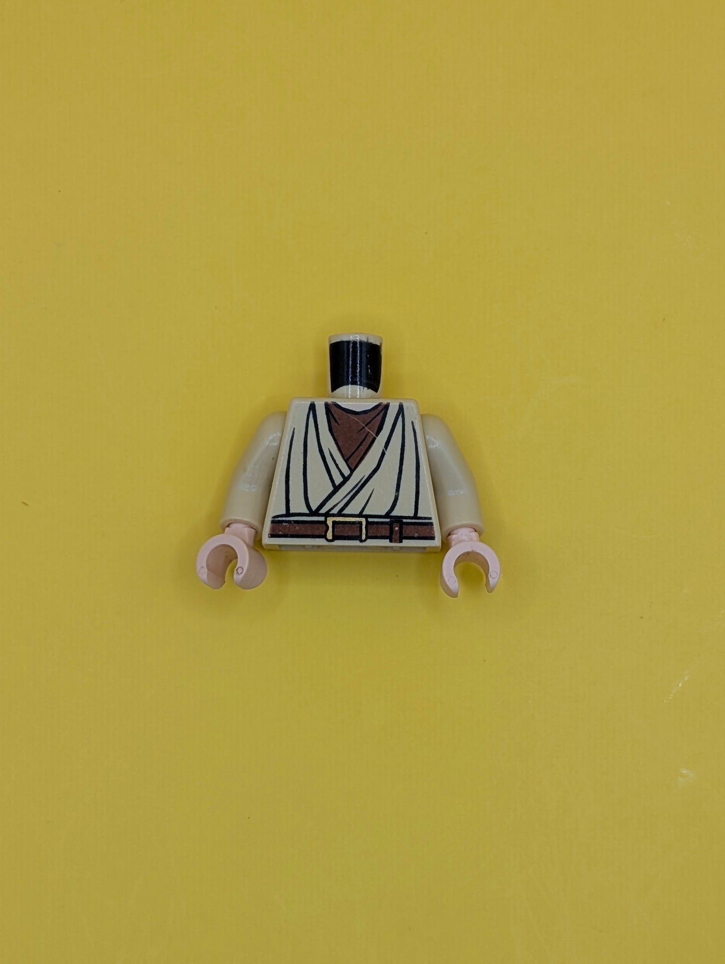 Torso SW Layered Shirt Old Obi-Wan Light Nougat Neck, Brown Belt Pattern / Tan Arms / Light Nougat Hands 973pb0471c01 Lego