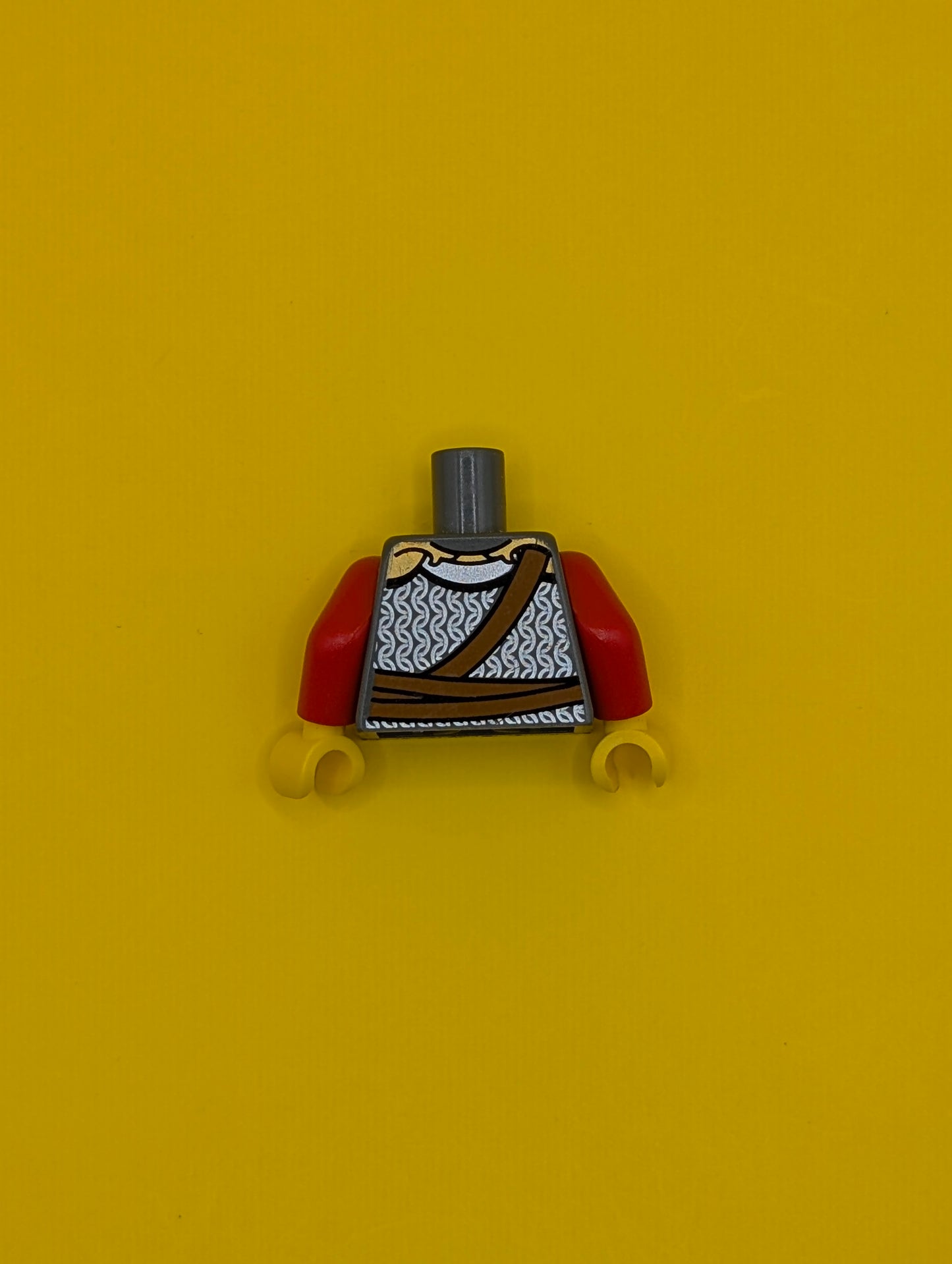 Torso Castle Kingdoms Chest Strap and Belt Front and Back Pattern / Red Arms / Yellow Hands 973pb0680c01 Lego