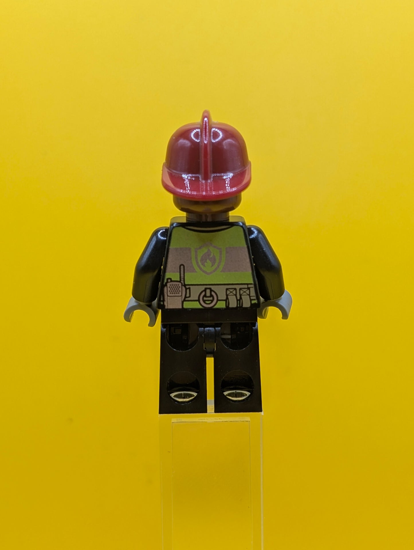 Firefighter sh0579 Dark Red Fire Helmet, Reddish Brown Head, Reflective Stripes Marvel Lego Minifigure
