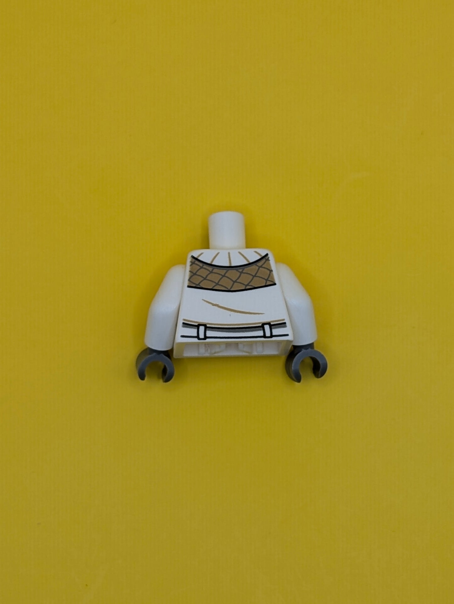 Torso SW Hoth Rebel Vest with ID Badge, Utility Belt, Large Buckle and Tan Scarf Pattern / White Arms / Dark Bluish Gray Hands 973pb3494c01 Lego