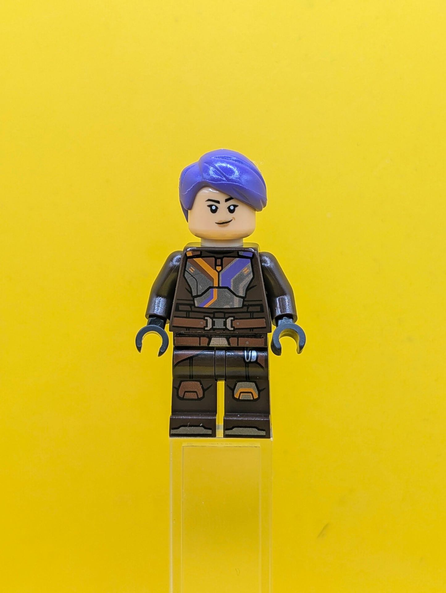 Sabine Wren sw1395 Dark Brown Armor, Dark Purple Hair Star Wars Lego Minifigure