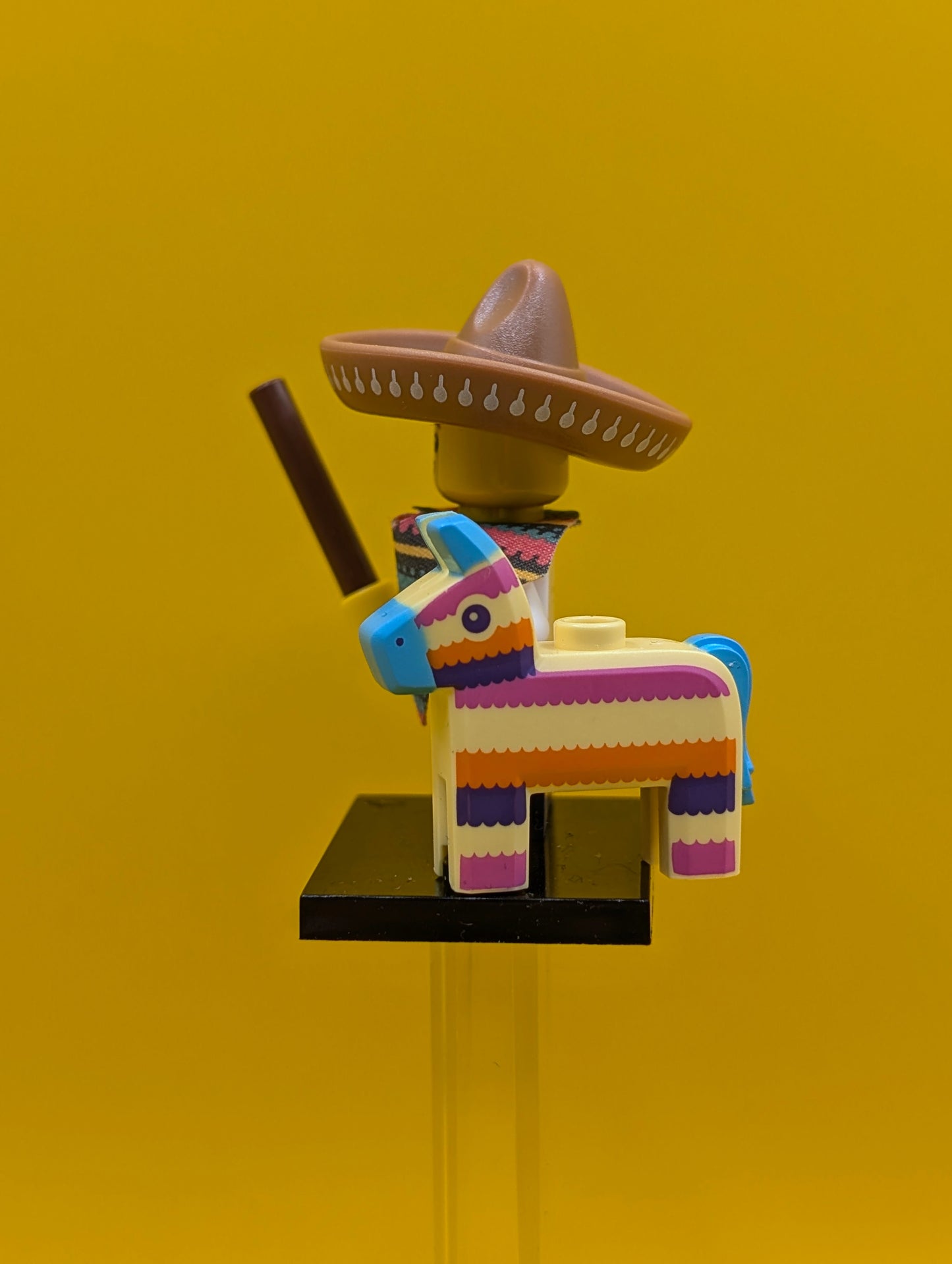 Pinata Boy col20-1 Series 20 CMF Minifigure Lego