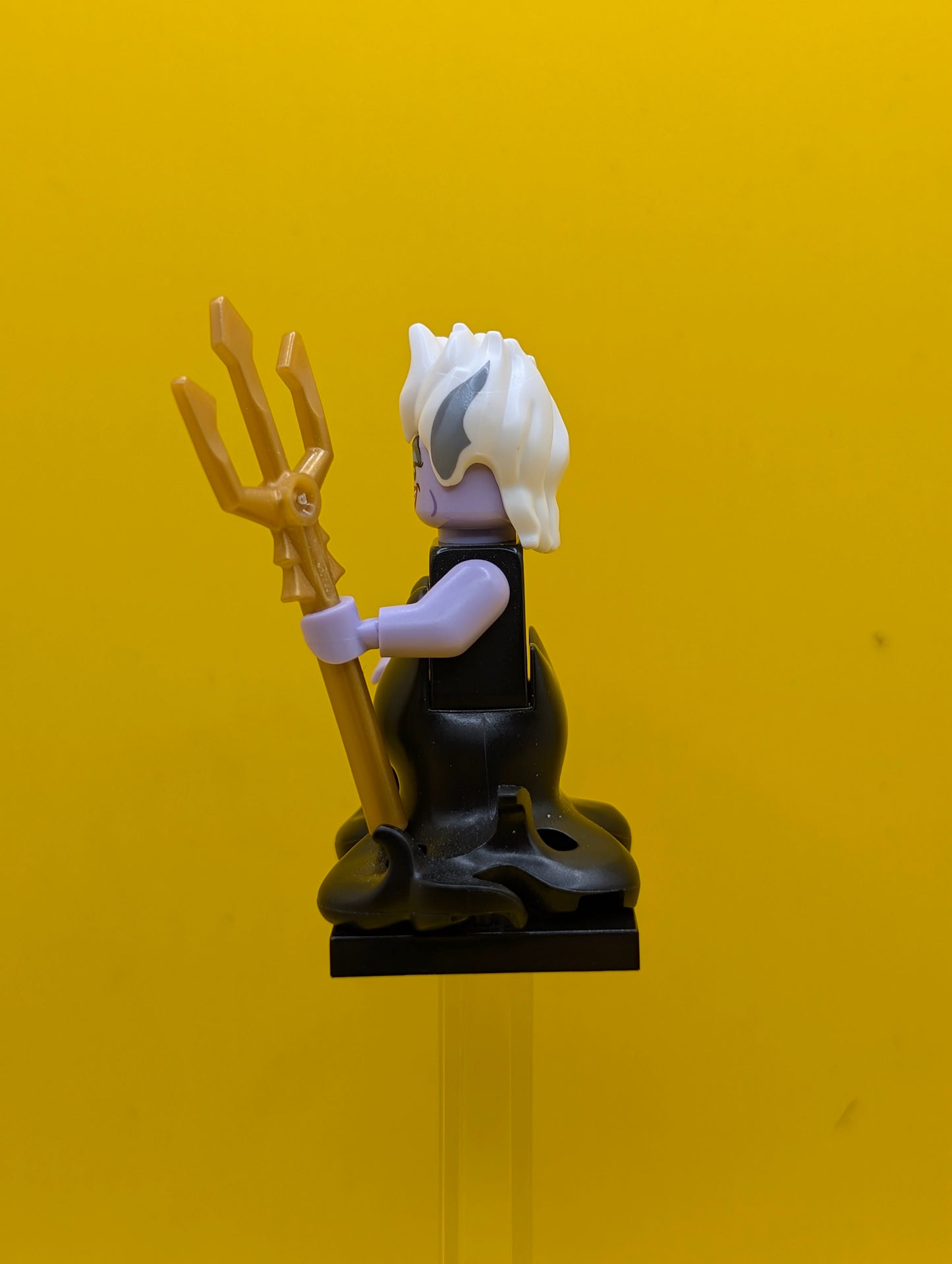 Ursula coldis-17 Disney, Series 1 (Complete Set with Stand and Accessories) CMF Lego Minifigure