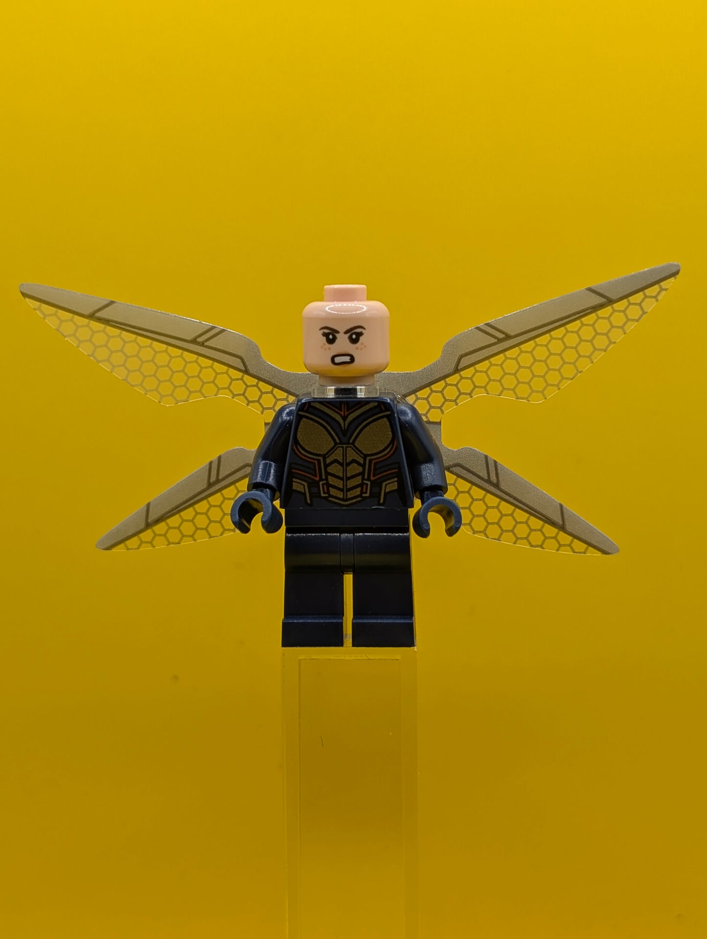 The Wasp sh0927 (Hope van Dyne) - Trans-Clear Wings with Hexagons Marvel Lego Minifigure