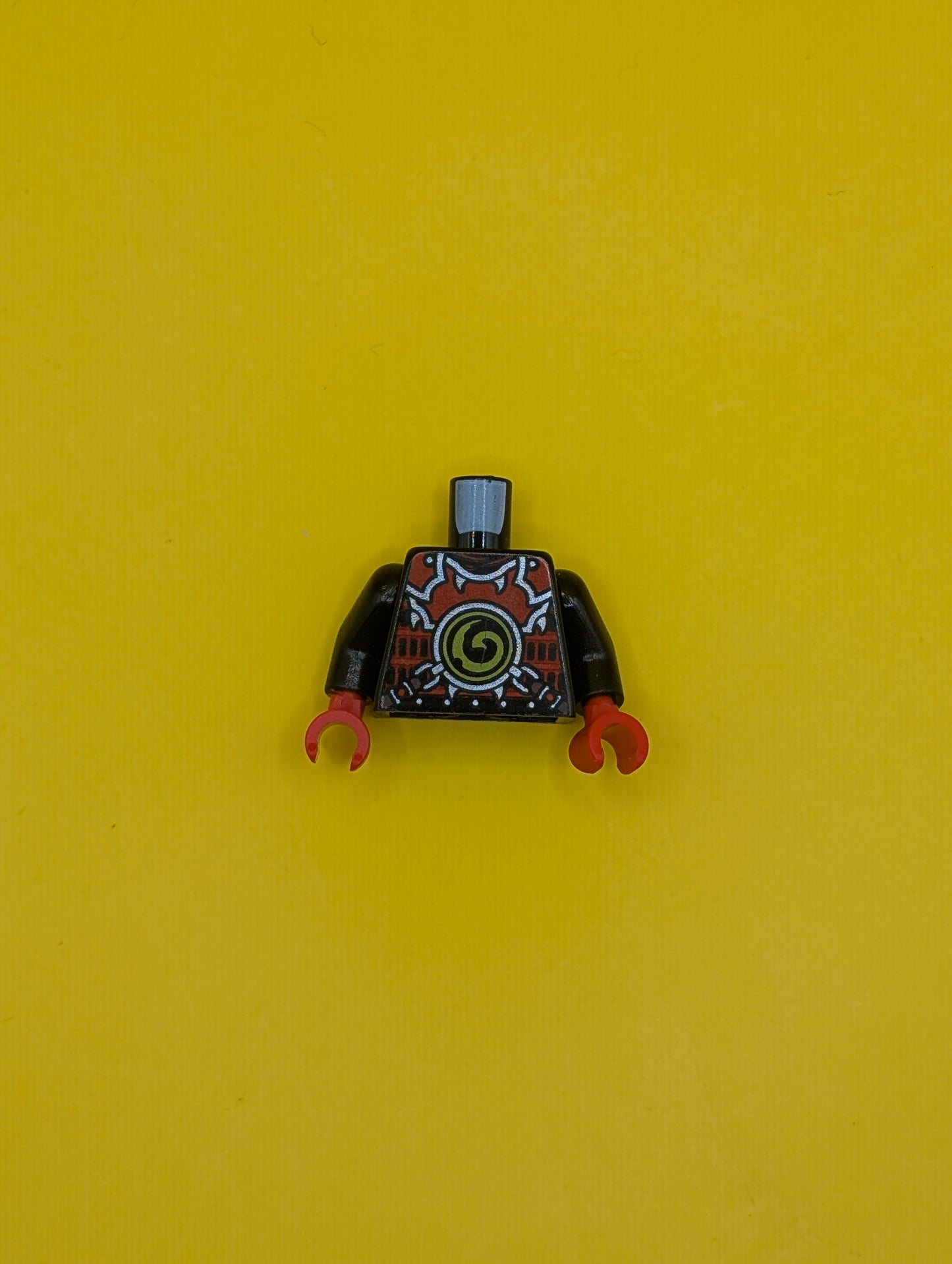 973pb2498c01 Torso Ninjago Red Armor with Lime Swirl Medallion Front, Belts on Back Pattern  / Black Arms / Red Hands Lego Part