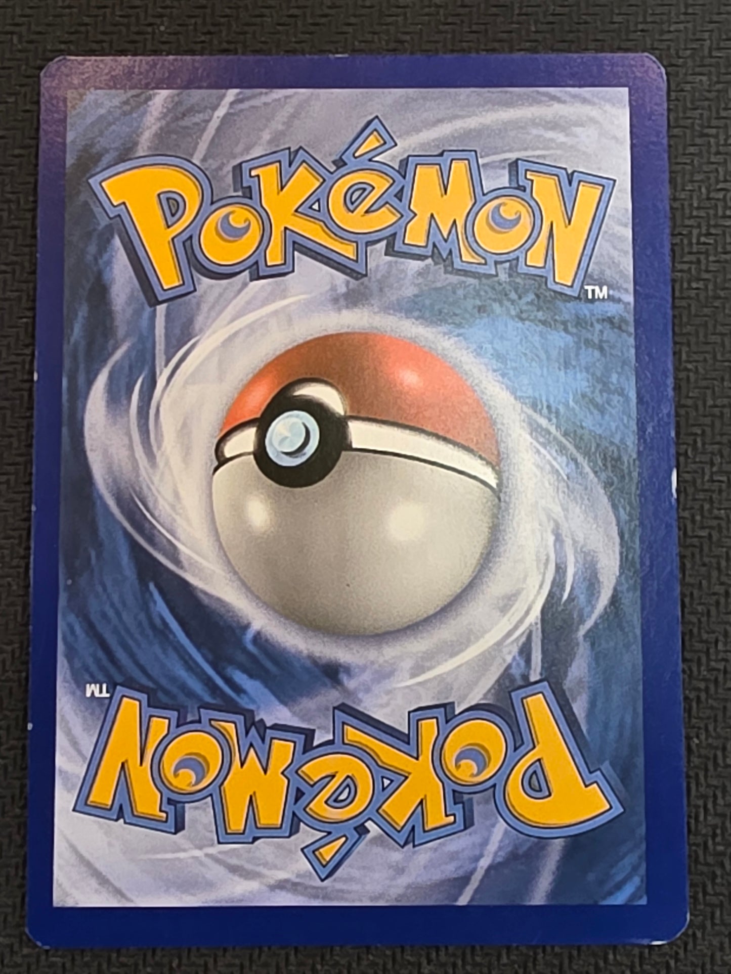 #142/149* Umbreon GX Sun & Moon