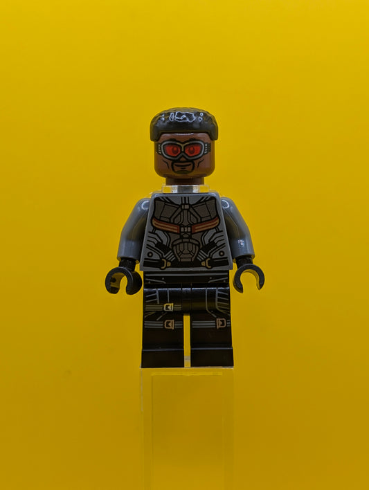 Falcon sh0929 Dark Bluish Gray and Black Suit, Printed Legs Marvel Lego Minifigure