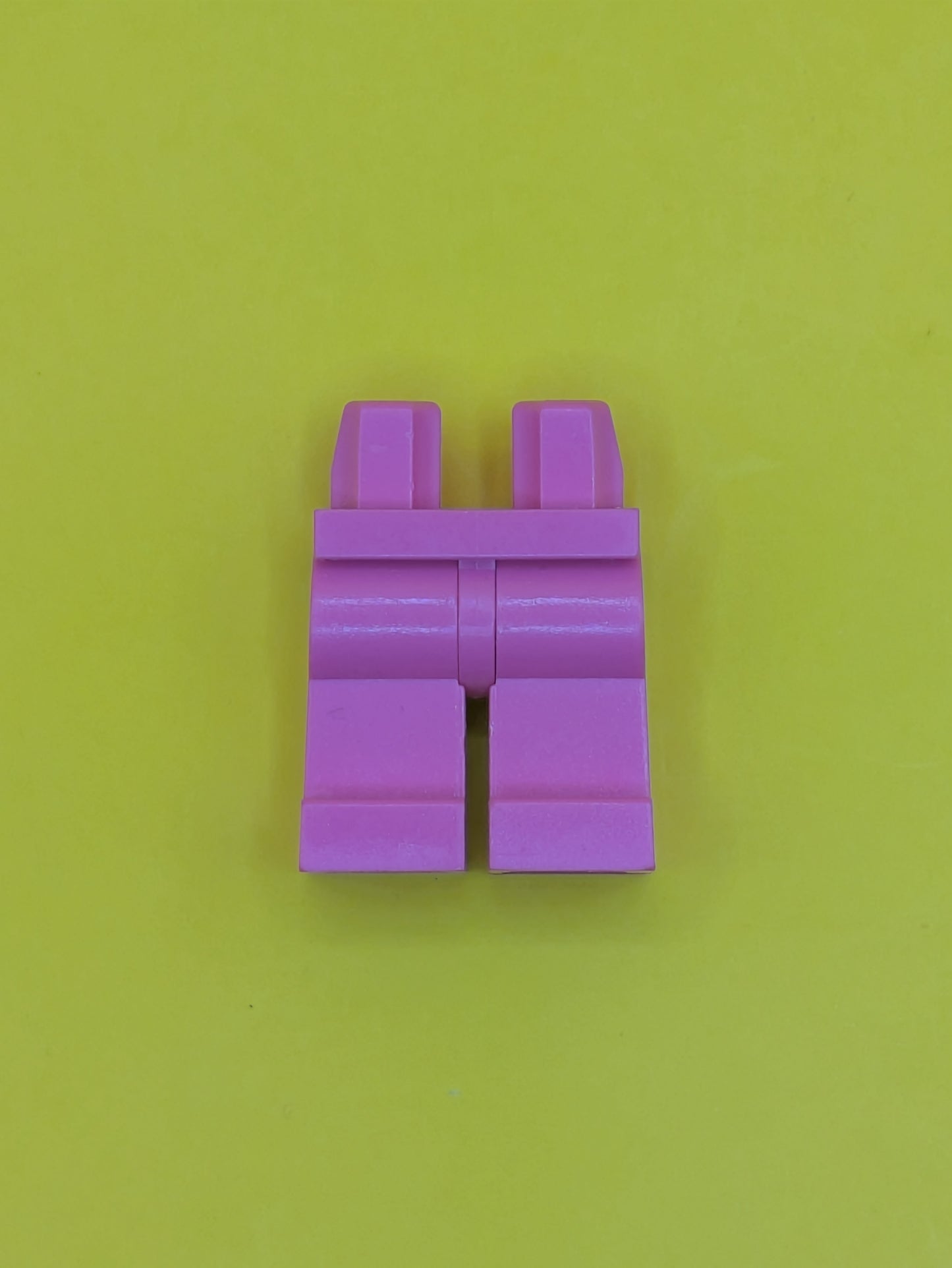970c00 Hips and Legs Plain Lego Part
