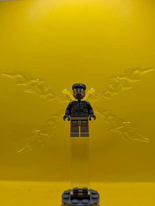 Electro sh0891 Black and Dark Tan Outfit, Medium Brown Head, Large Electricity Wings Marvel Lego Minifigure