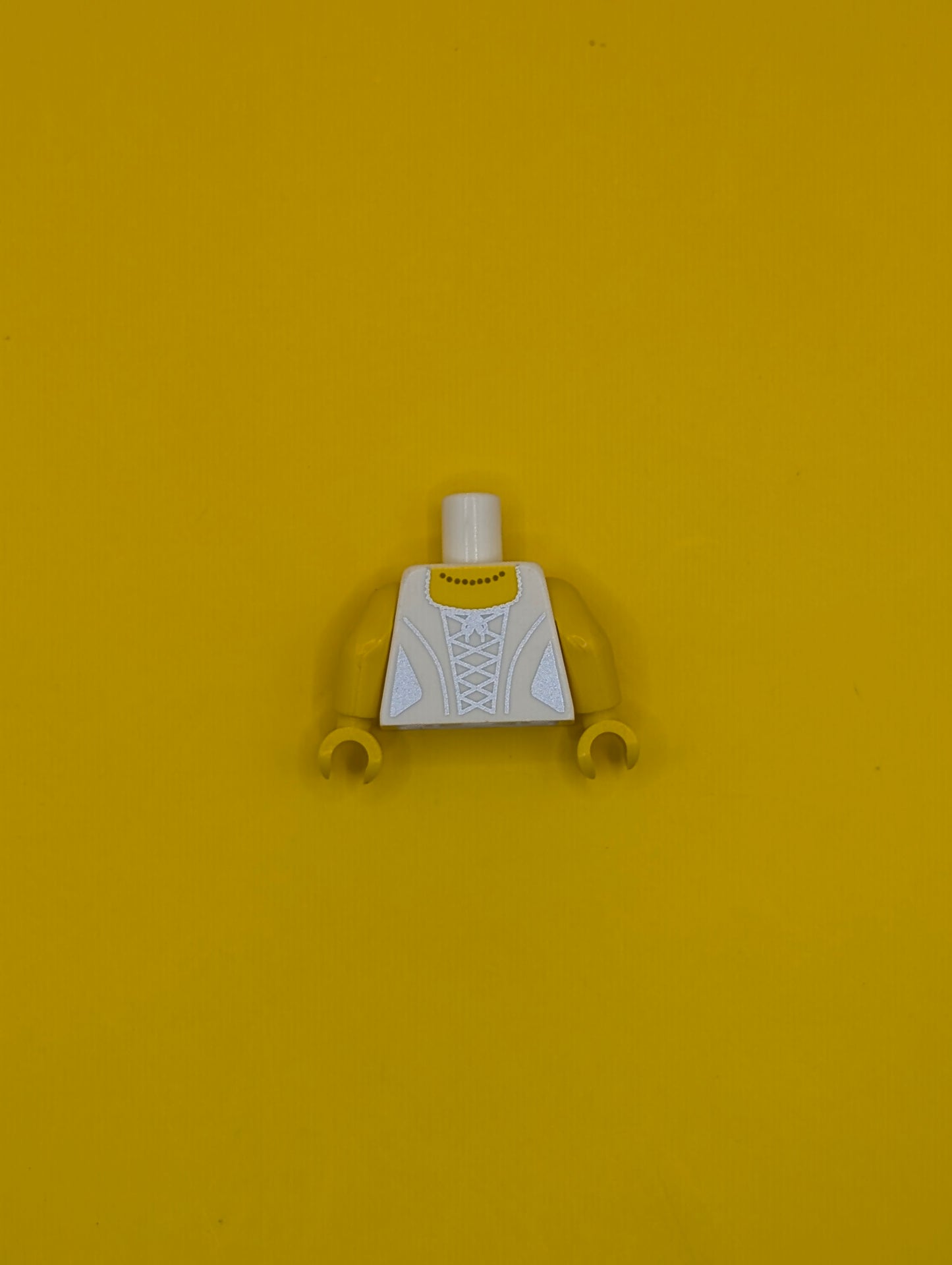 Torso Female Wedding Dress Robe with Gold Pattern and Necklace / Yellow Arms / Yellow Hands 973pb0963c01 Lego