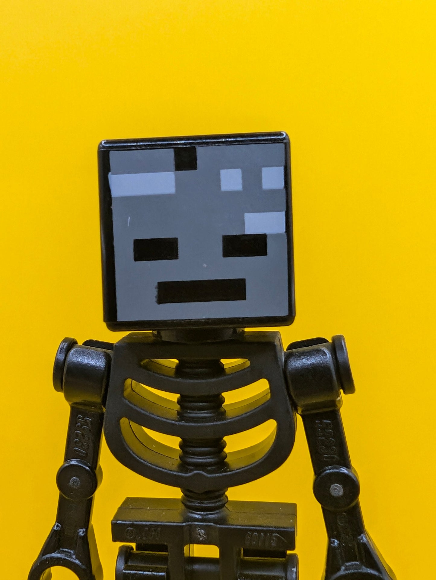 Wither Skeleton min025 Straight Arms Minecraft Minifigure Lego