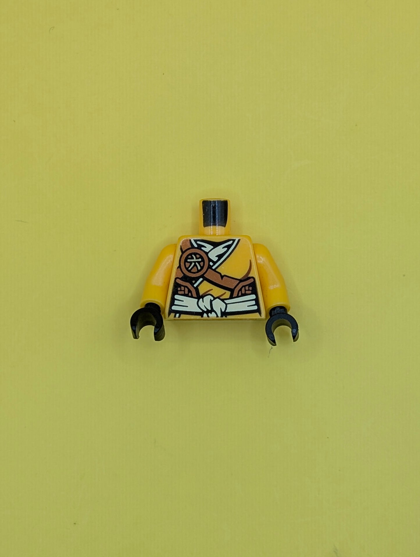 Torso Ninjago Female Robe with Bright Light Yellow Sash and Scabbard Pattern / Bright Light Orange Arms / Black Hands 973pb1952c01 Lego