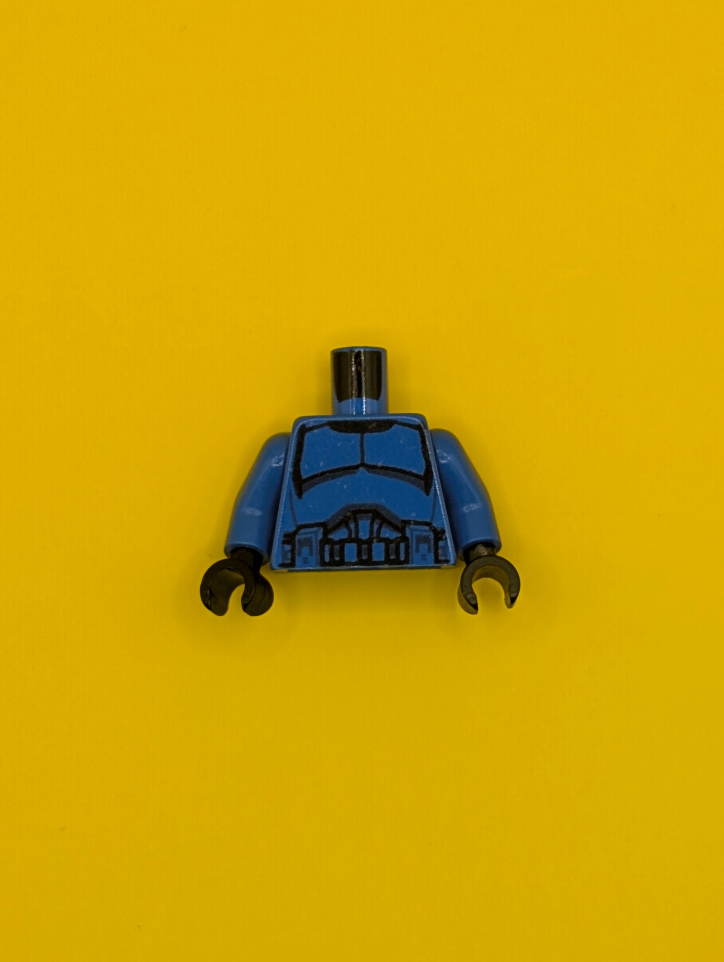 Torso SW Armor Clone Trooper with Belt with Pockets Pattern (Senate Commando) / Blue Arms / Black Hands 973pb1845c01 Lego