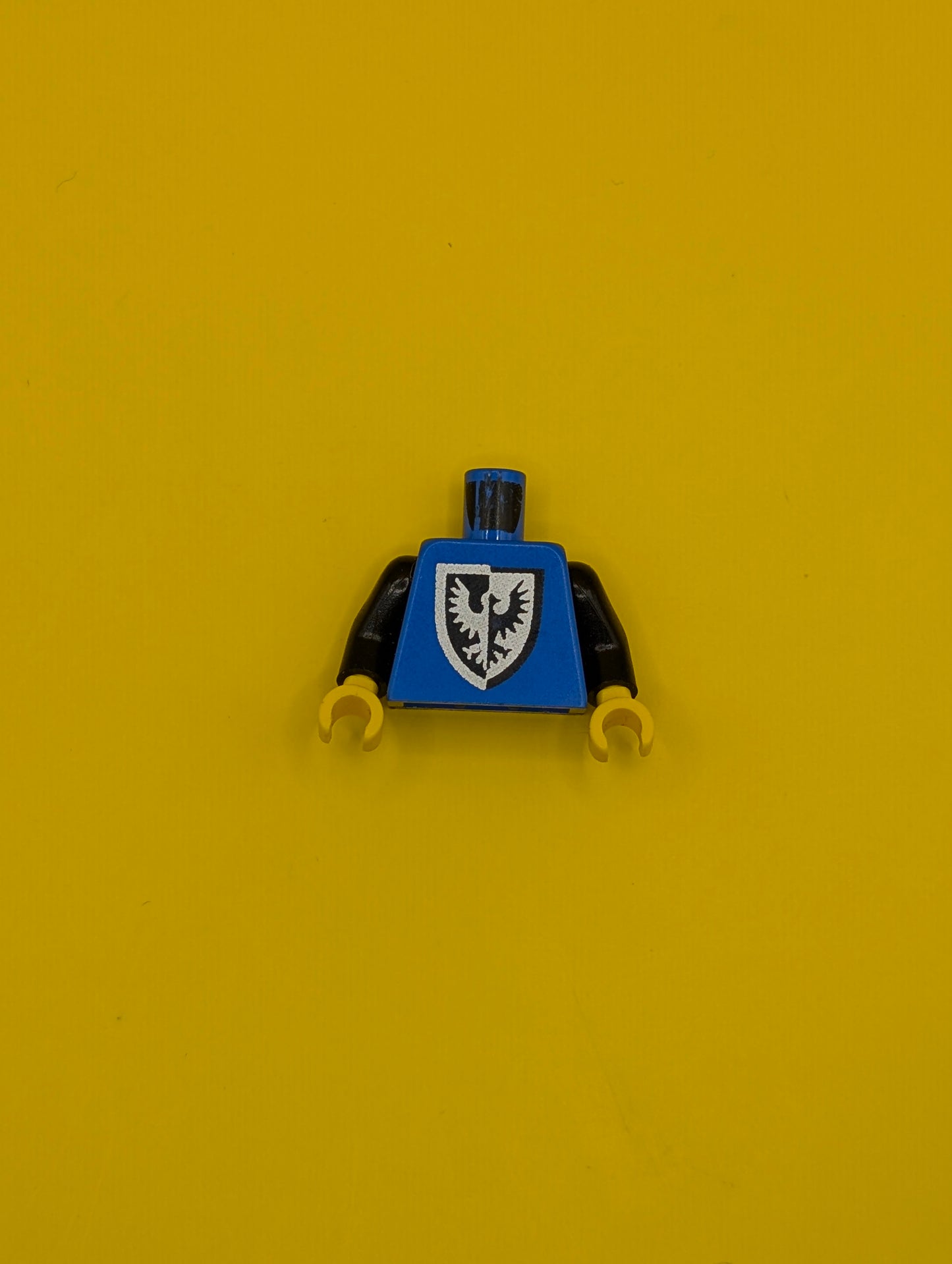 Torso Castle Black Falcon with Shield Bottom Round Pattern / Black Arms / Yellow Hands 973p43c01 Lego