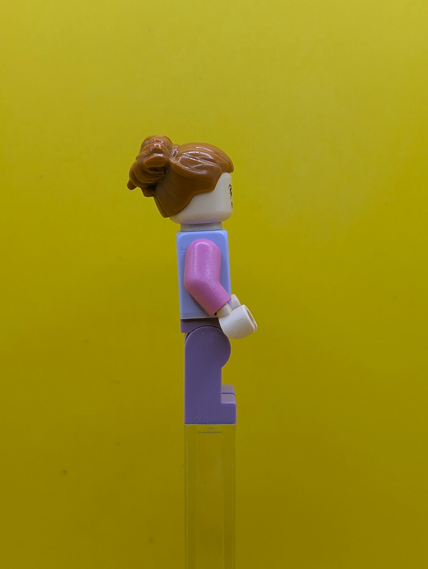 Mrs. Flume hp292 Dark Pink Shawl Harry Potter Lego Minifigure